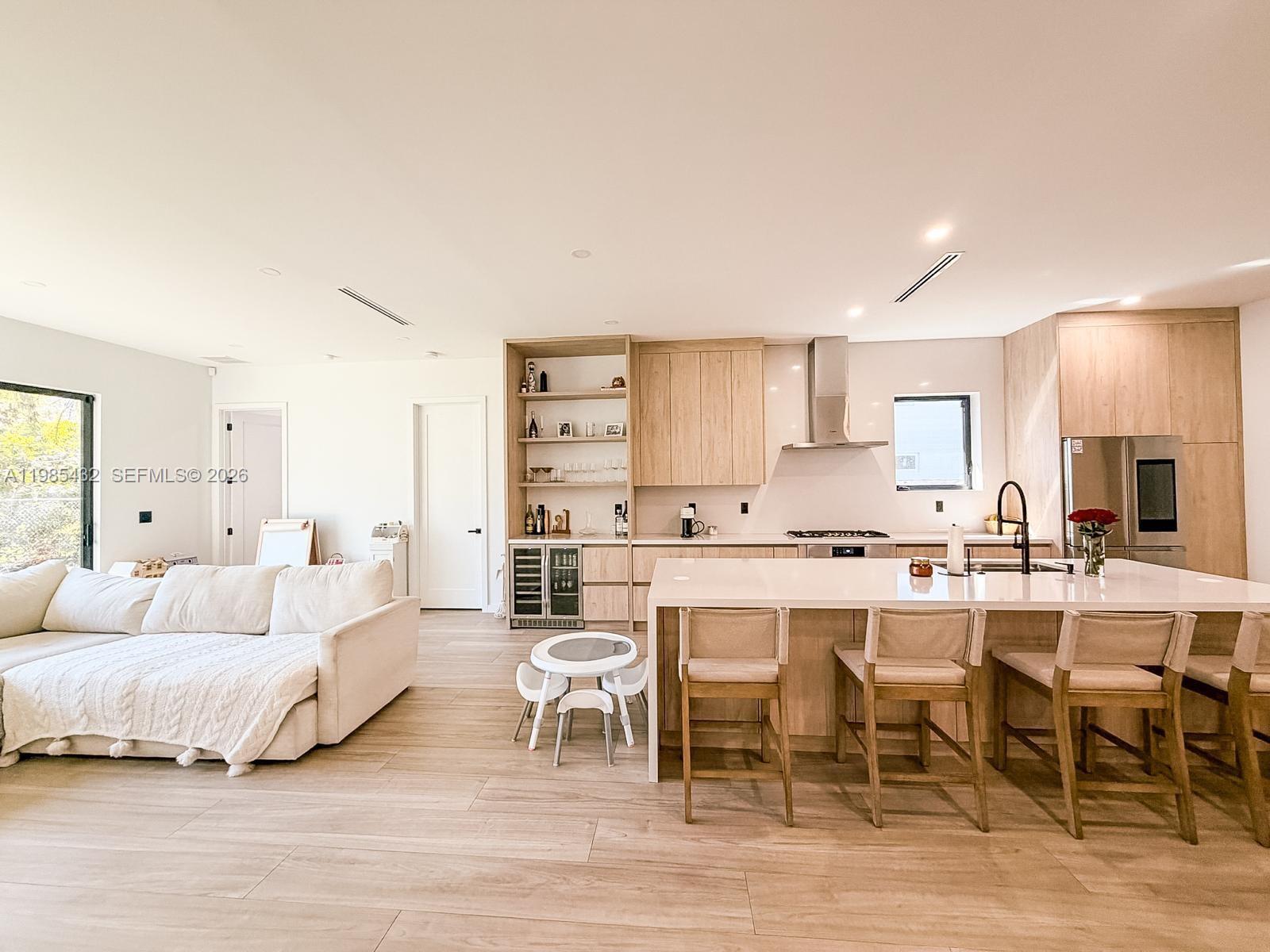 6200 SW 57th Dr South Miami, FL 33143