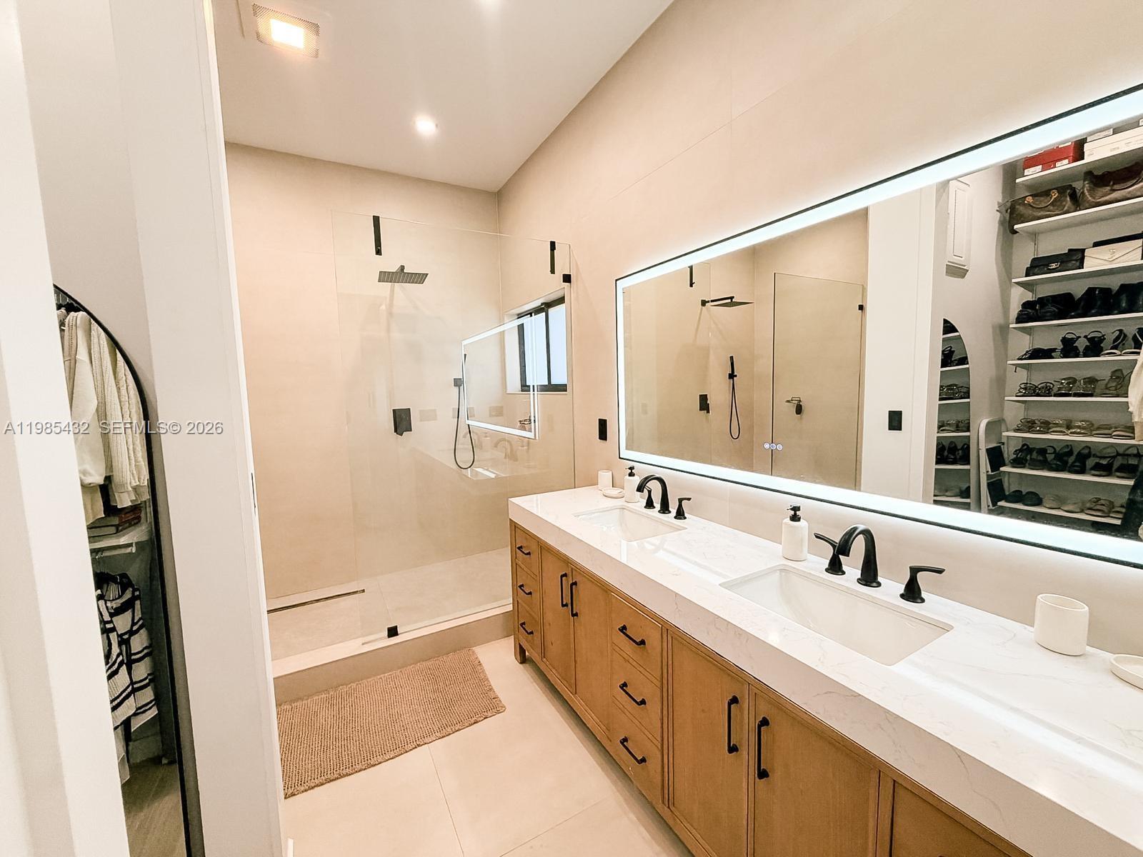 6200 SW 57th Dr South Miami, FL 33143