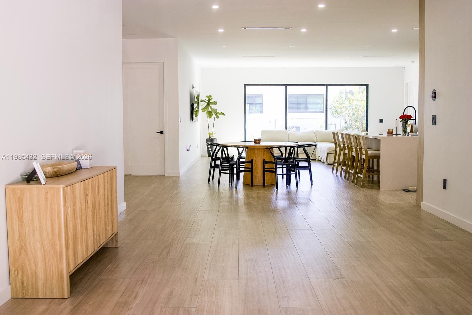 6200 SW 57th Dr South Miami, FL 33143