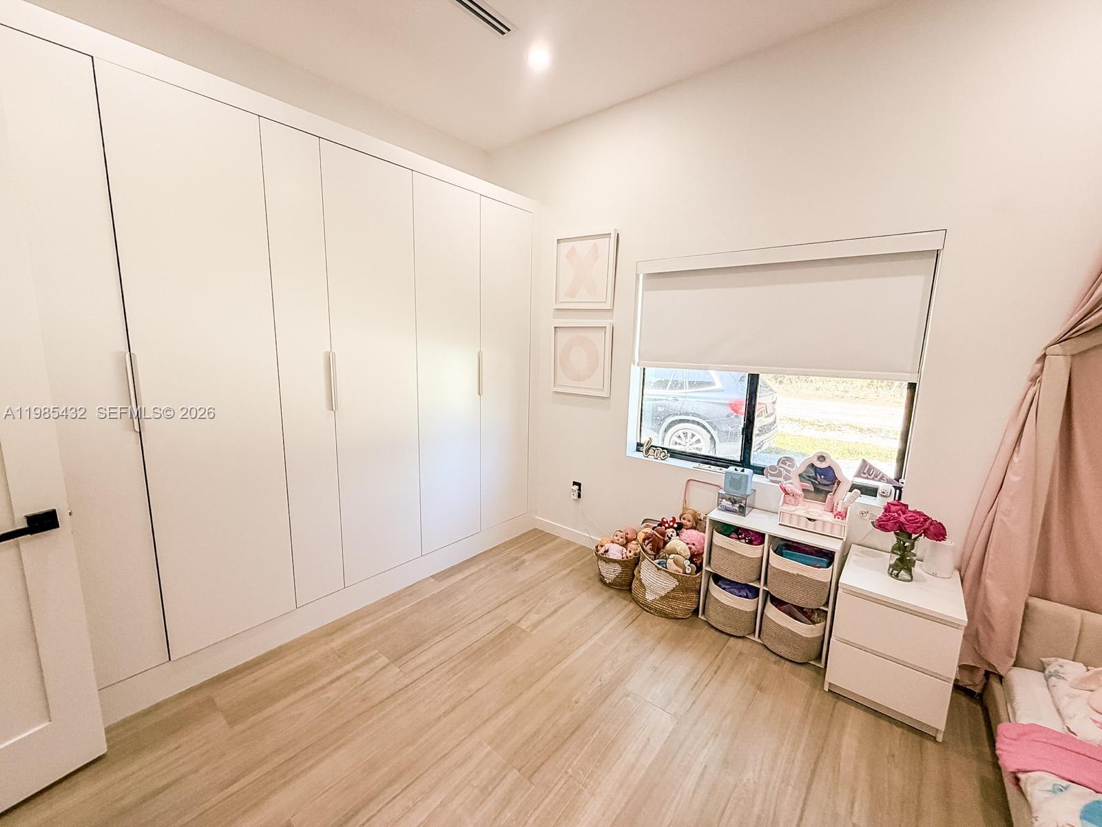 6200 SW 57th Dr South Miami, FL 33143