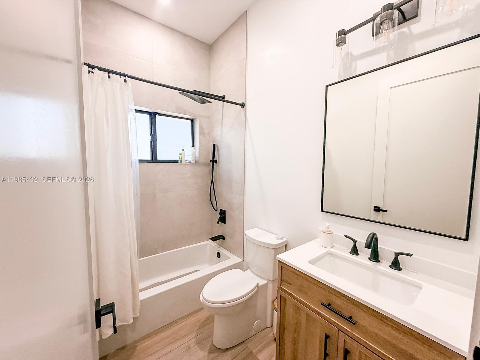 6200 SW 57th Dr South Miami, FL 33143