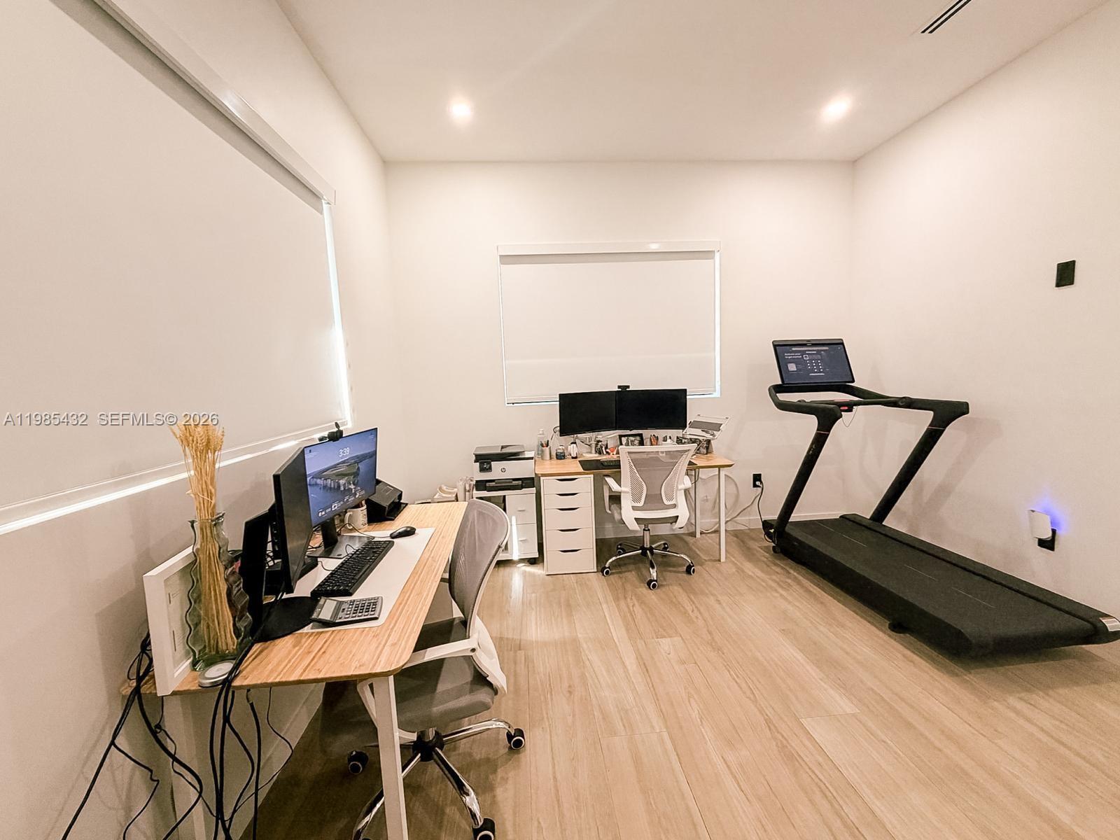 6200 SW 57th Dr South Miami, FL 33143