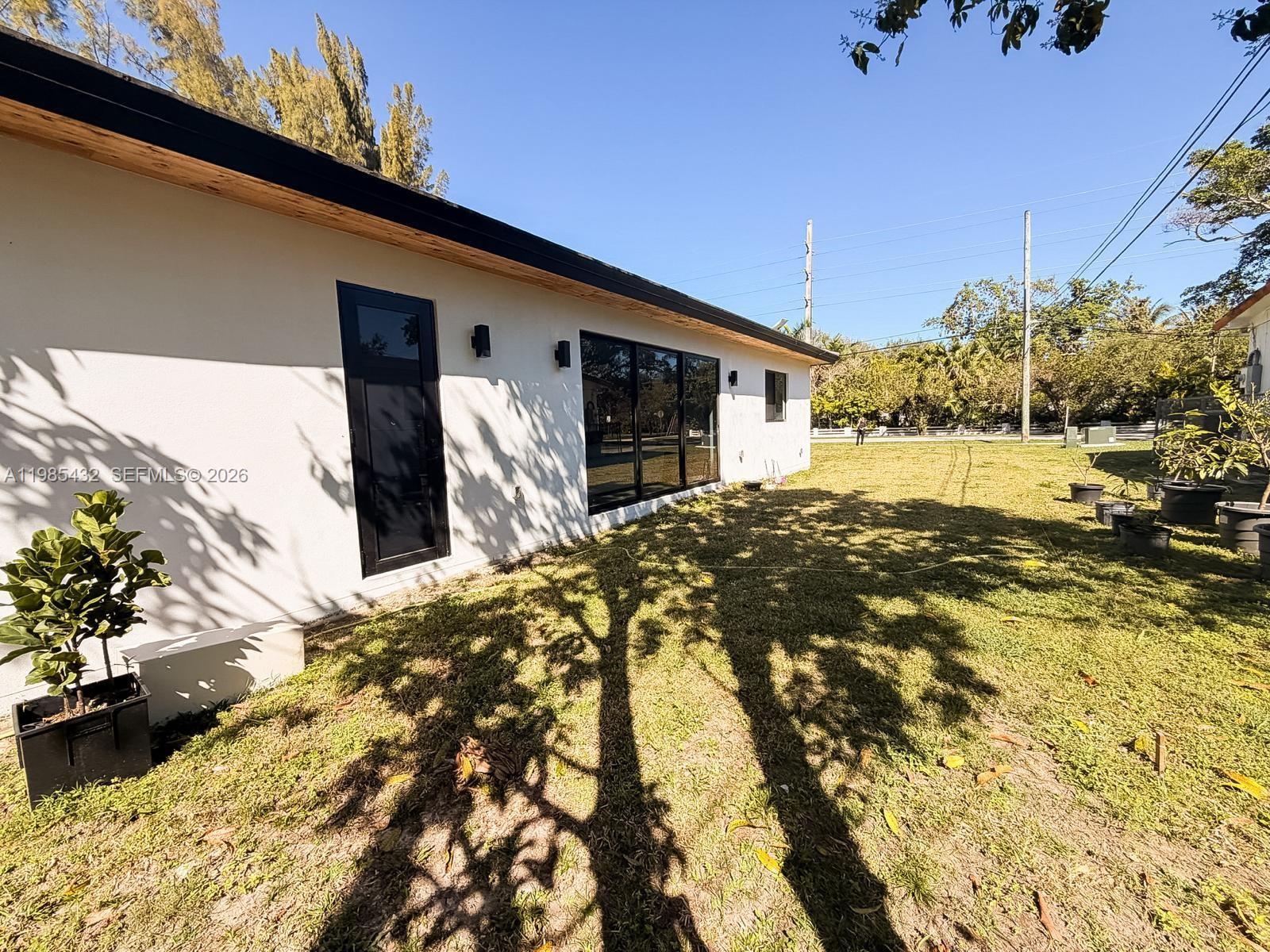 6200 SW 57th Dr South Miami, FL 33143