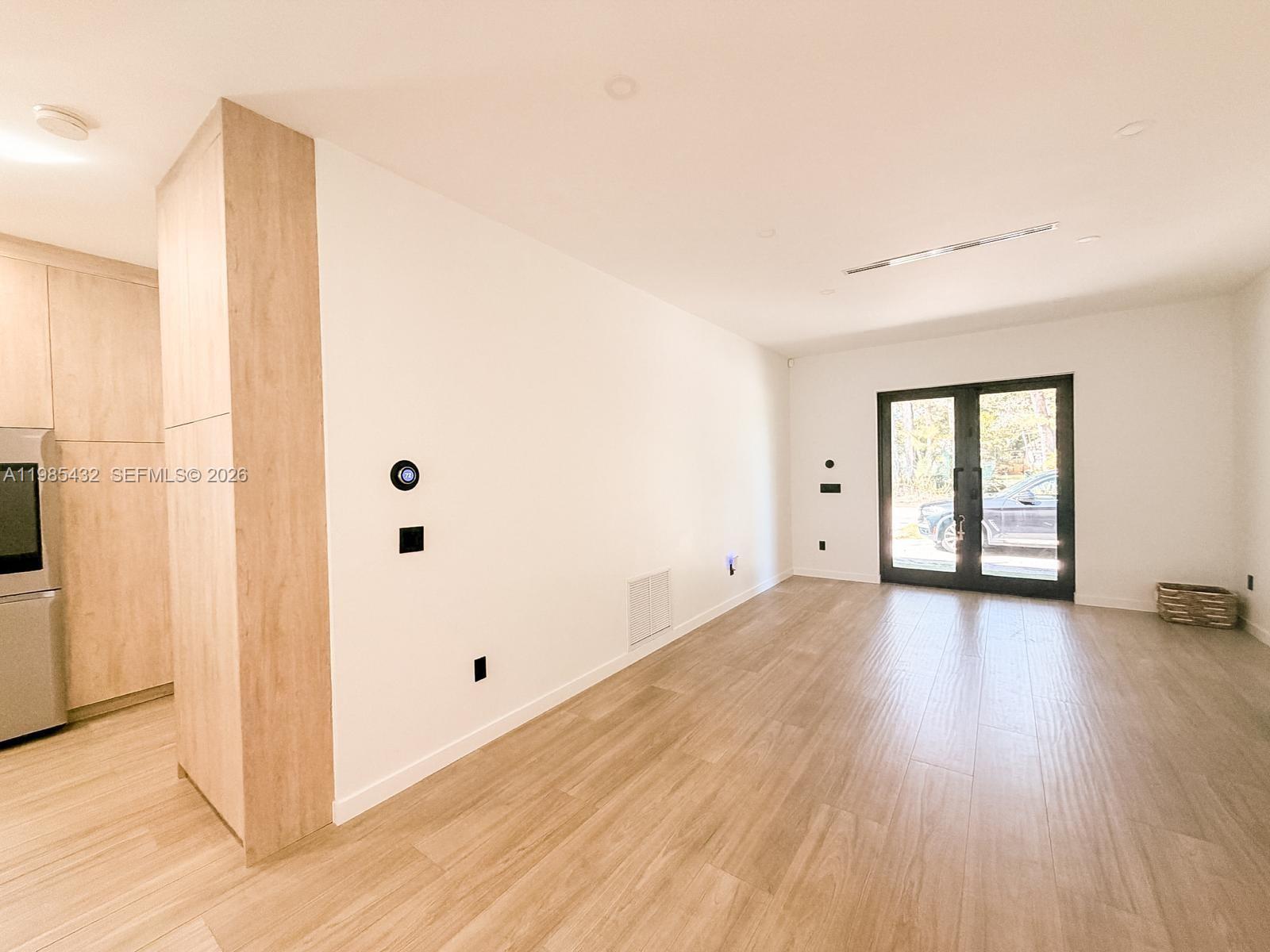 6200 SW 57th Dr South Miami, FL 33143