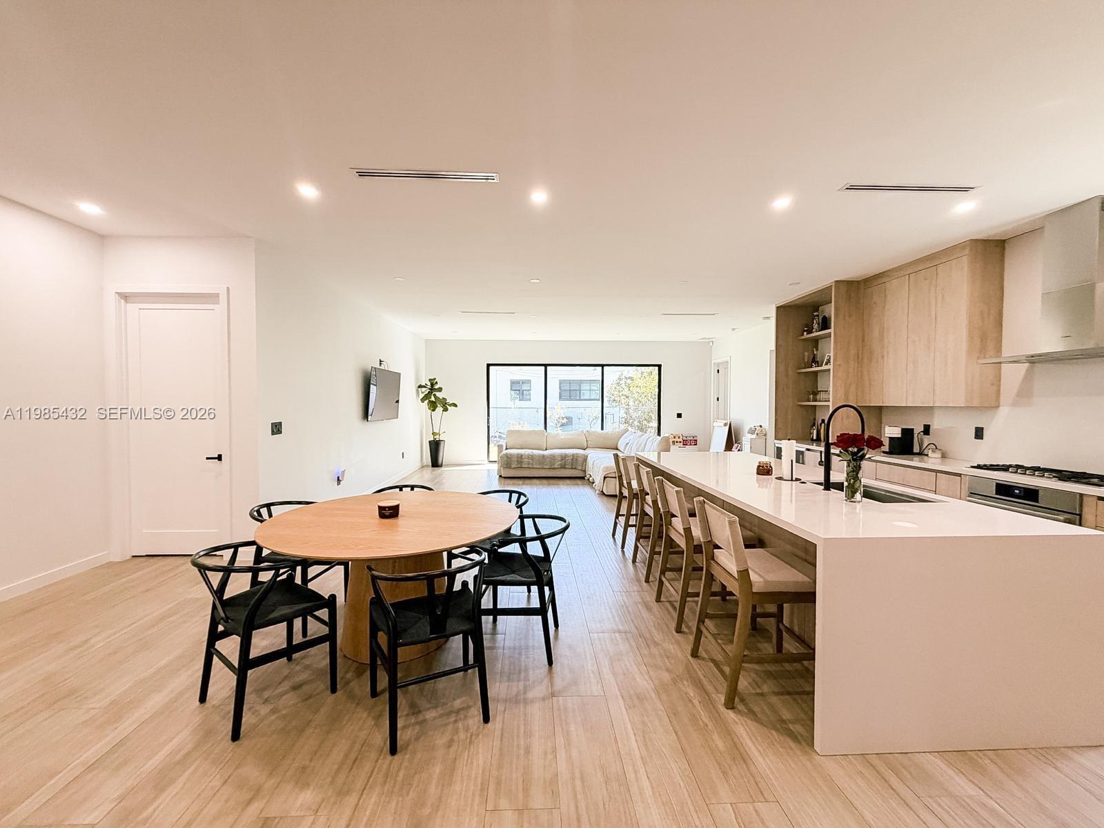 6200 SW 57th Dr South Miami, FL 33143