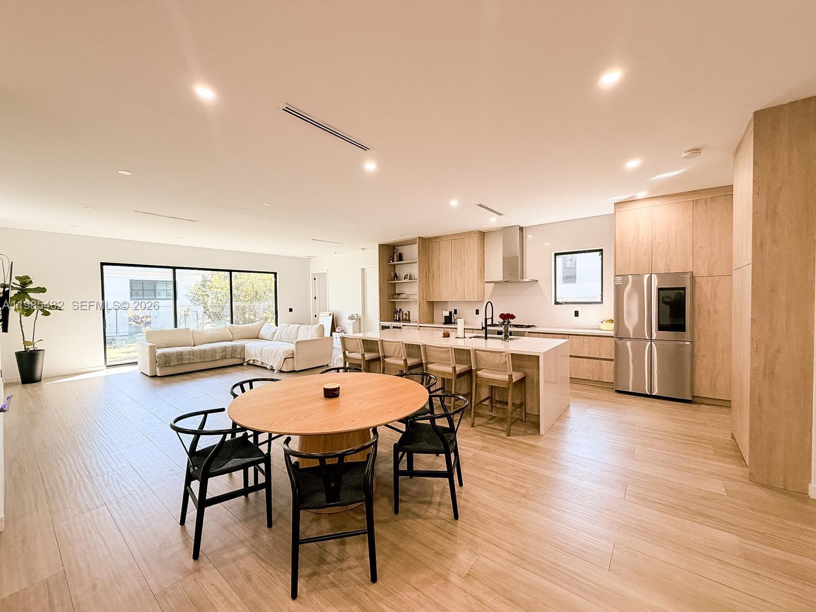 6200 SW 57th Dr South Miami, FL 33143