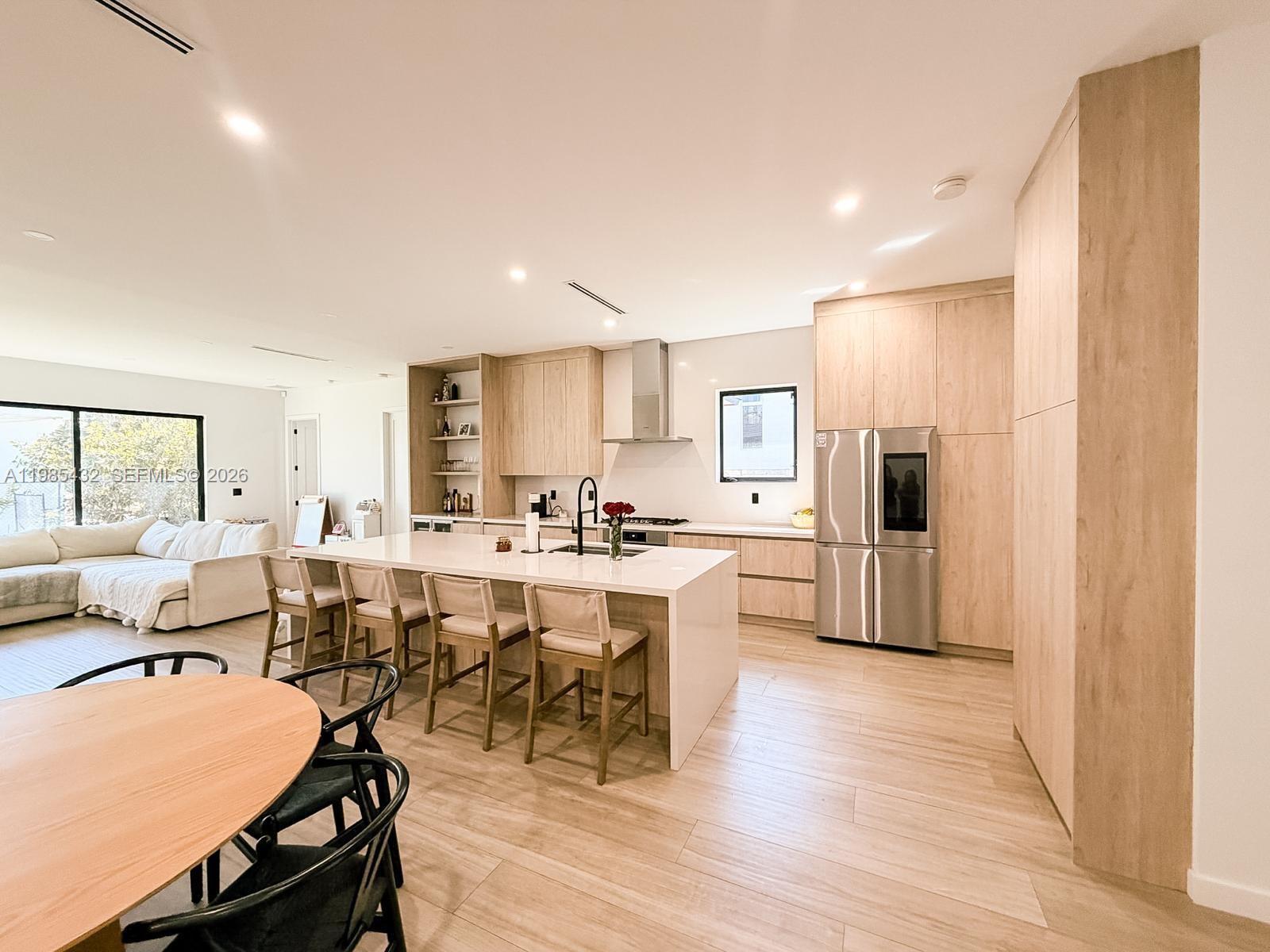 6200 SW 57th Dr South Miami, FL 33143