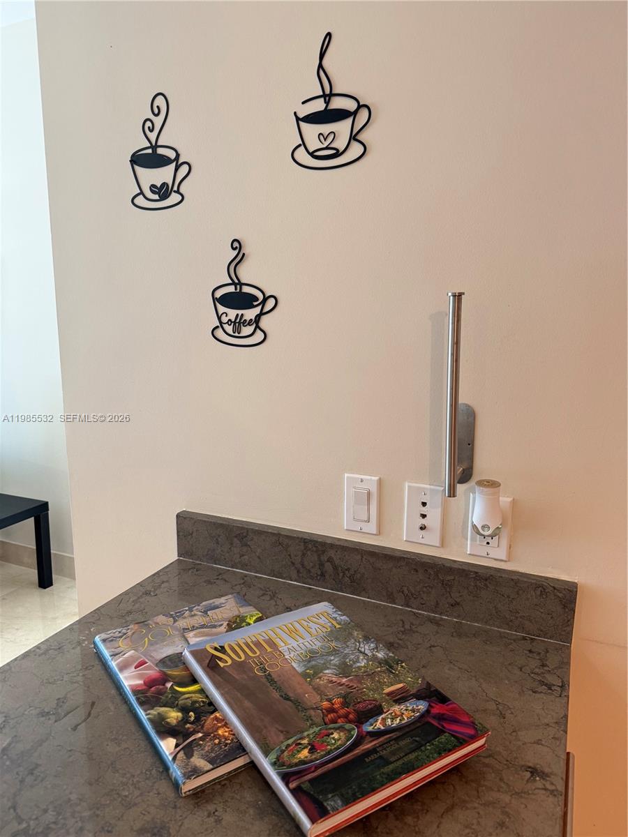 image Icon Brickell I4