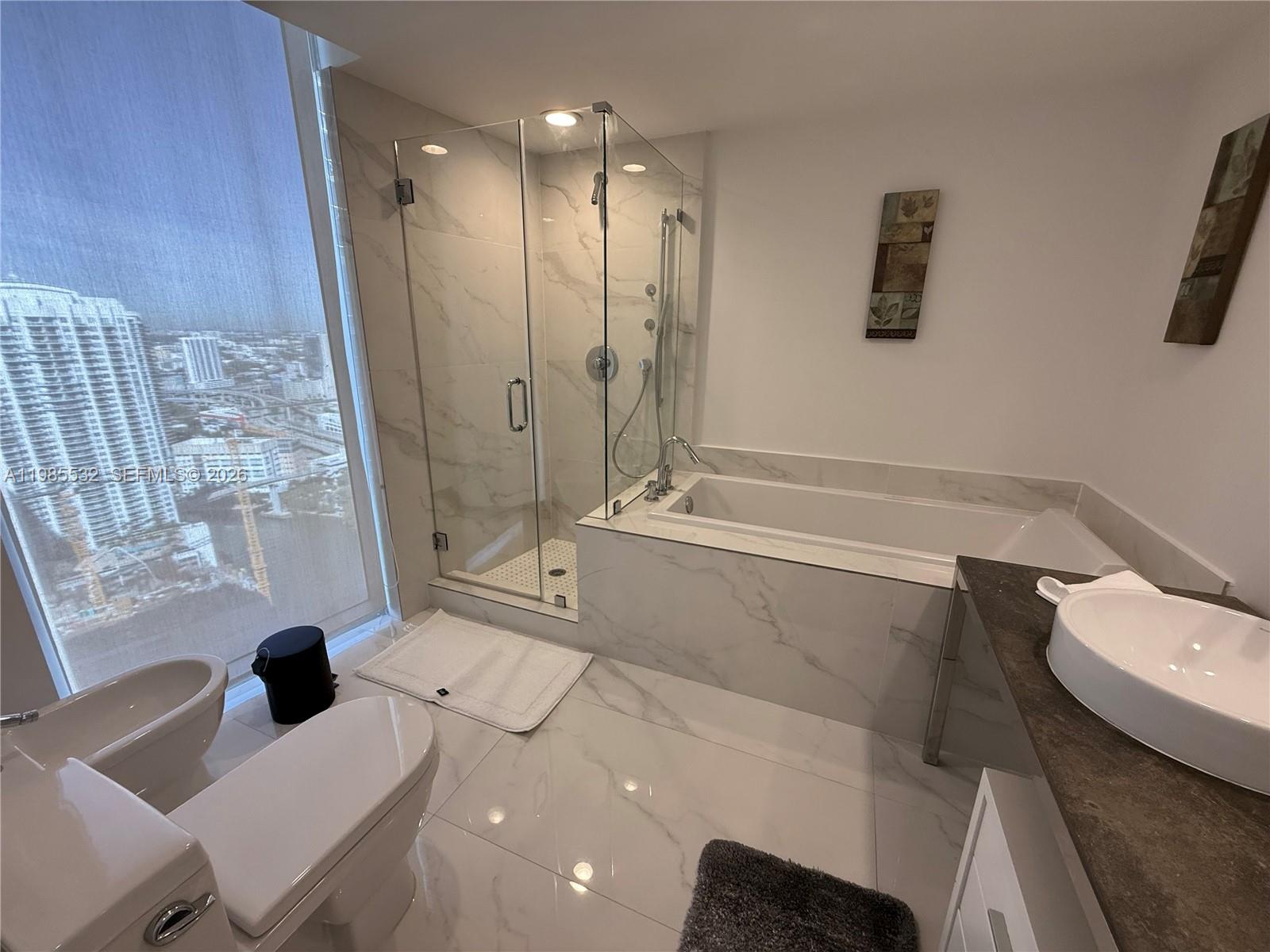 image Icon Brickell I8