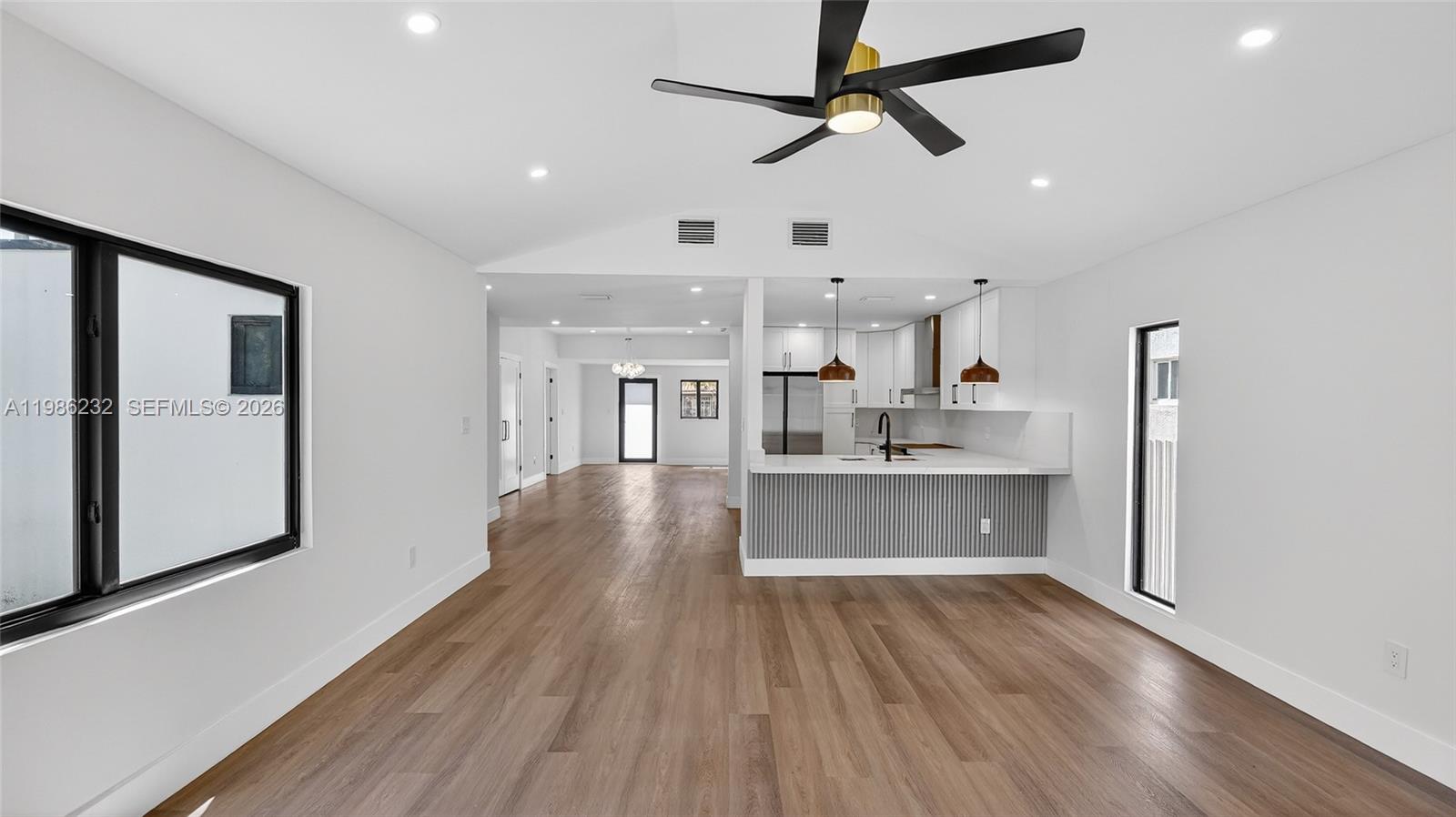 3135 SW 7th St Miami, FL 33135