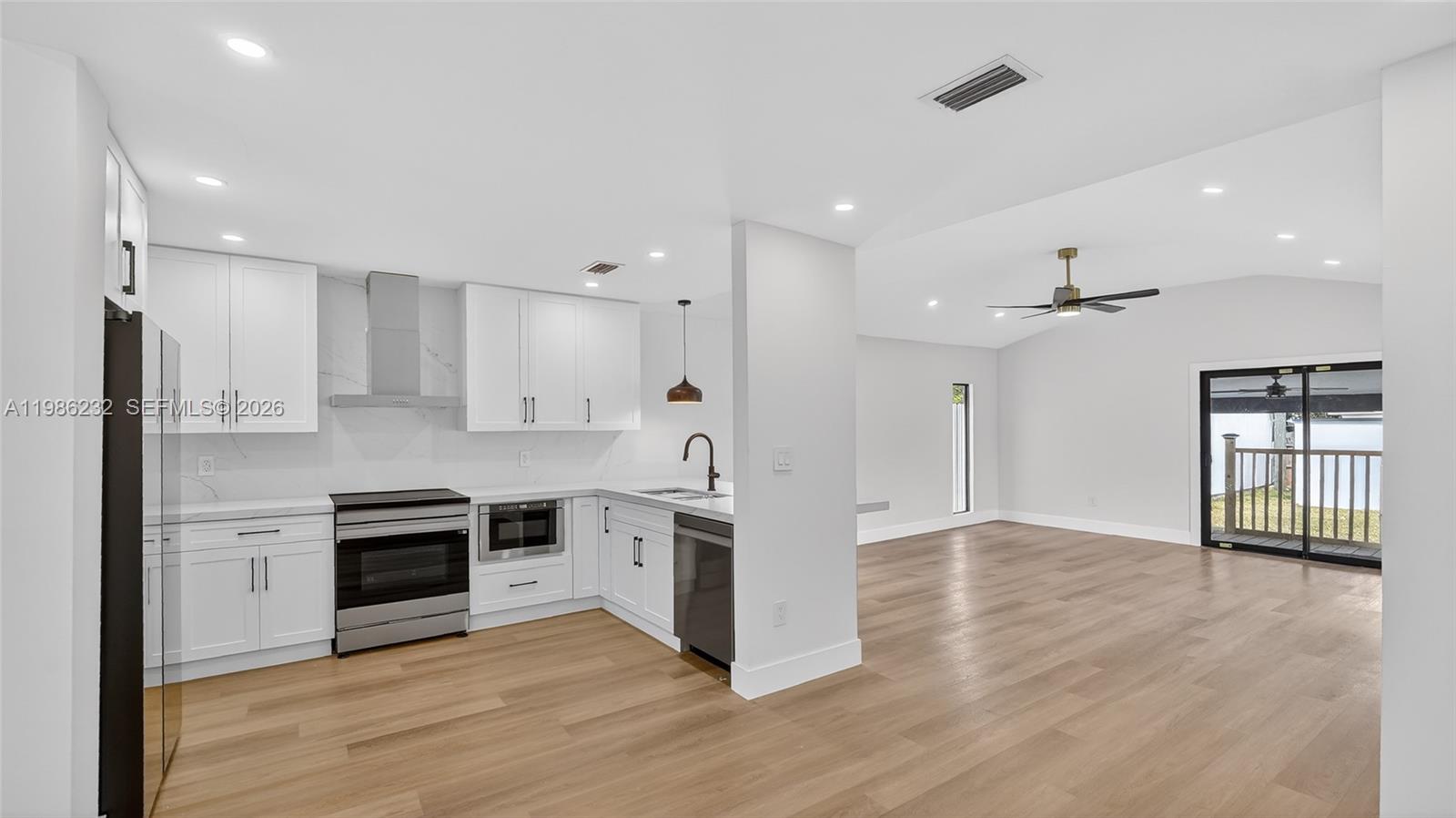 3135 SW 7th St Miami, FL 33135