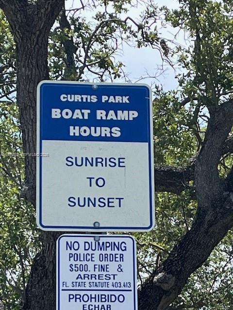 1976 NW 25th Ave Miami, FL 33125