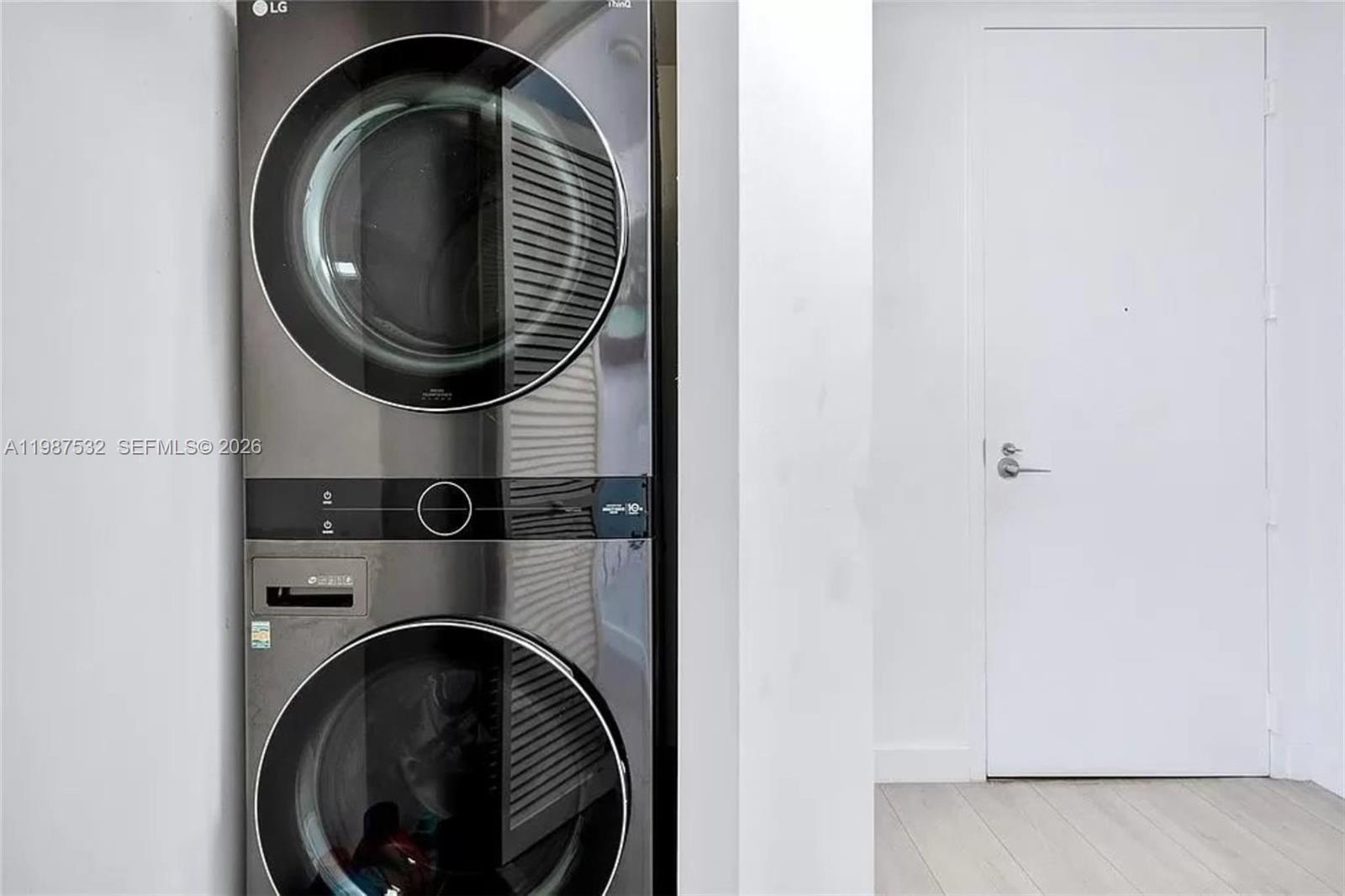 image Axis on Brickell North13