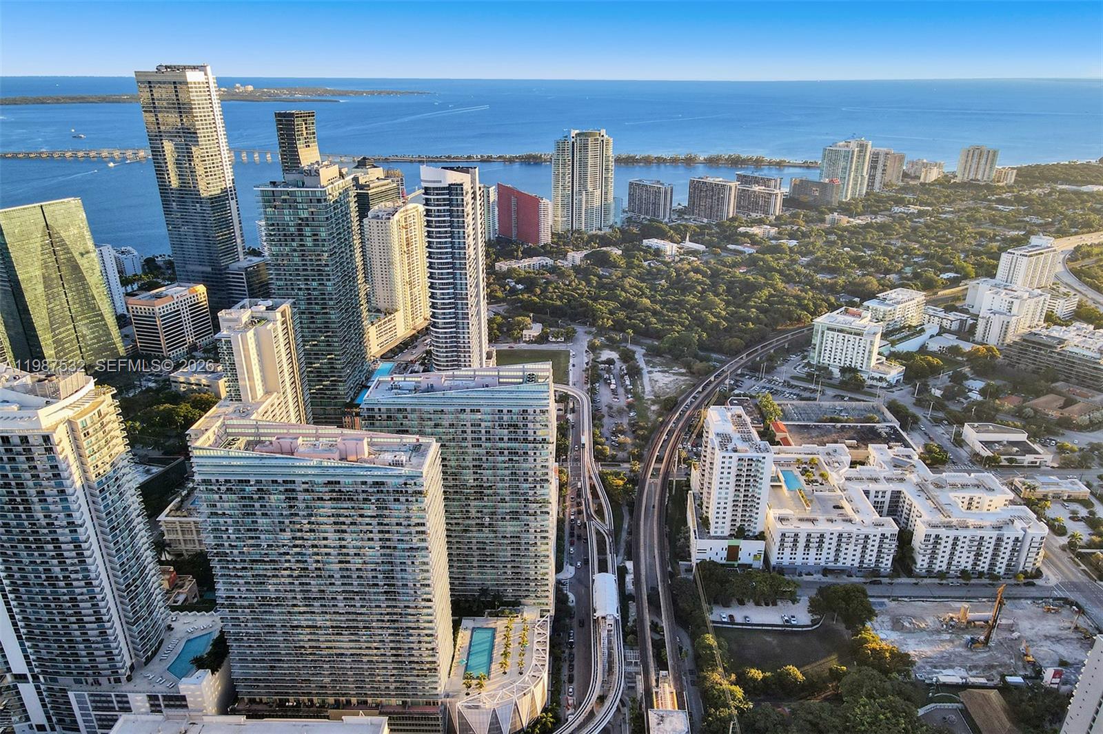 image Axis on Brickell North24