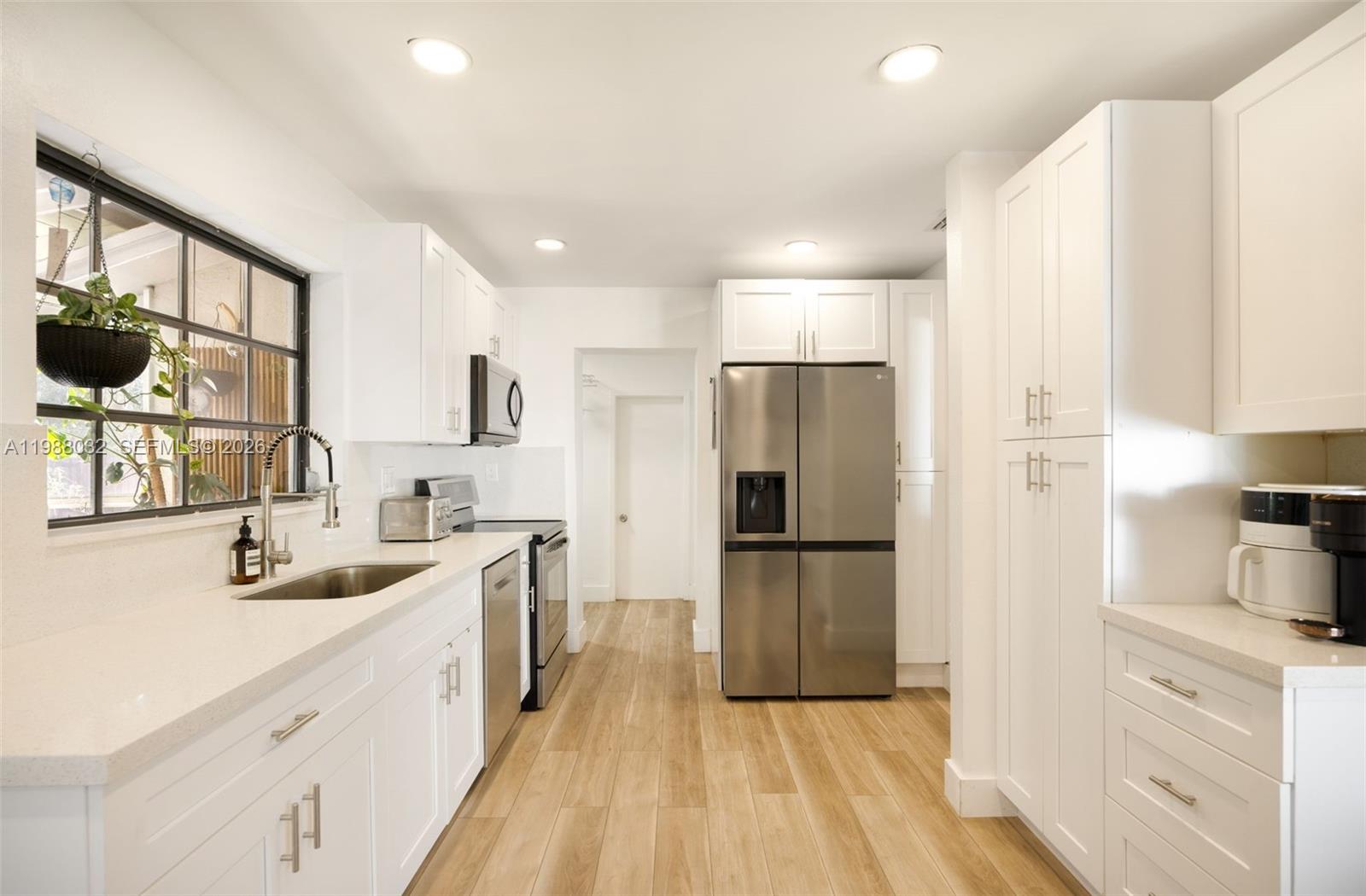 16341 SW 104th Ave Miami, FL 33157