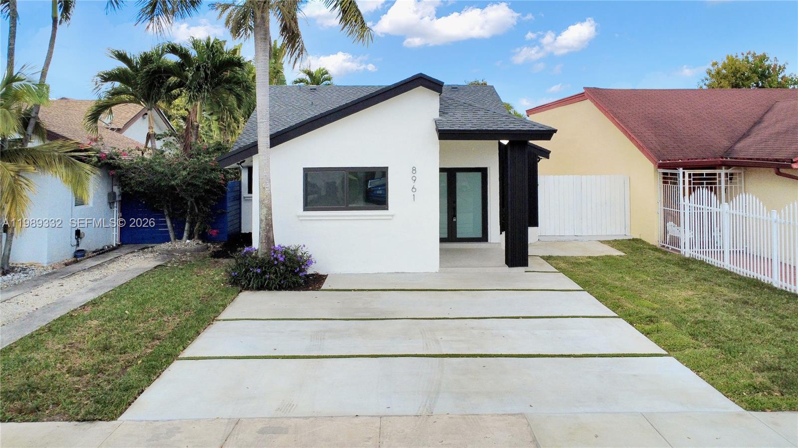 8961 SW 6th St Miami, FL 33174