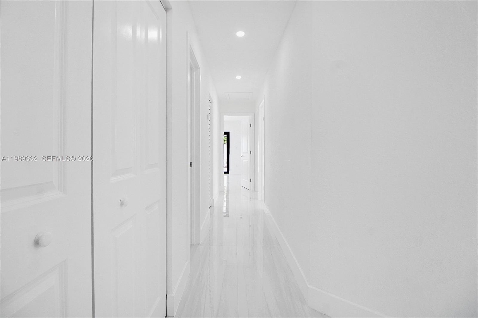 8961 SW 6th St Miami, FL 33174