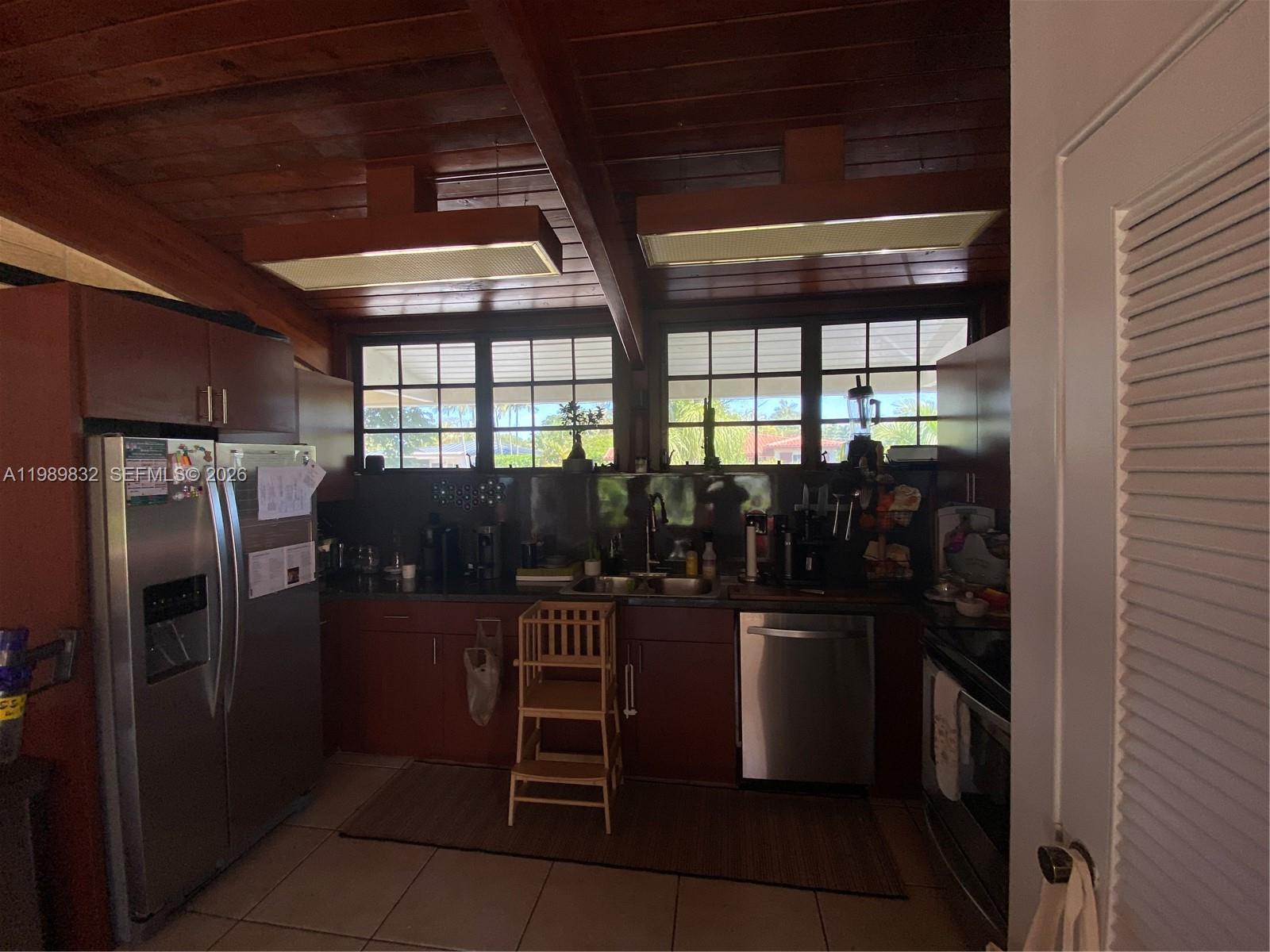 5900 SW 34th St Miami, FL 33155