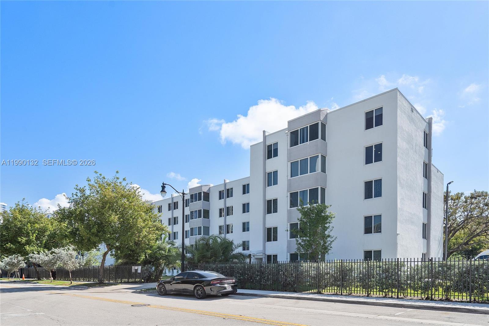 250 180th Dr #456 Sunny Isles Beach, FL 33160