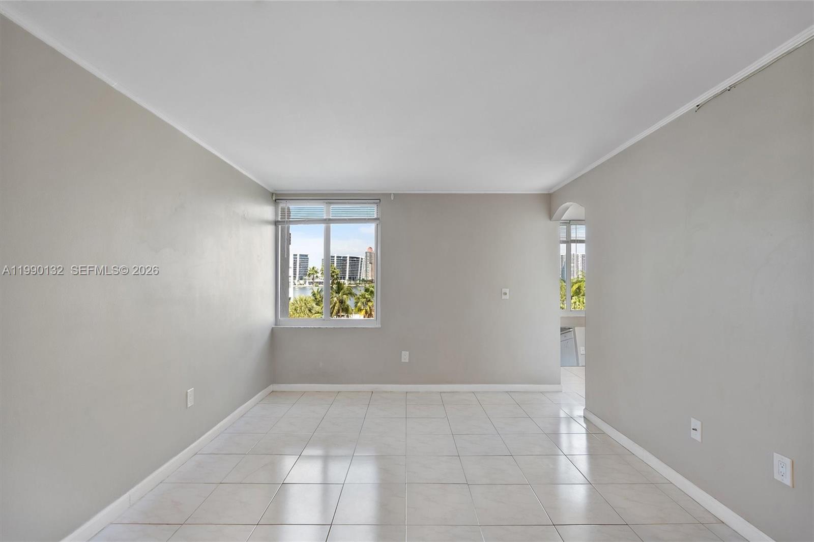 250 180th Dr #456 Sunny Isles Beach, FL 33160