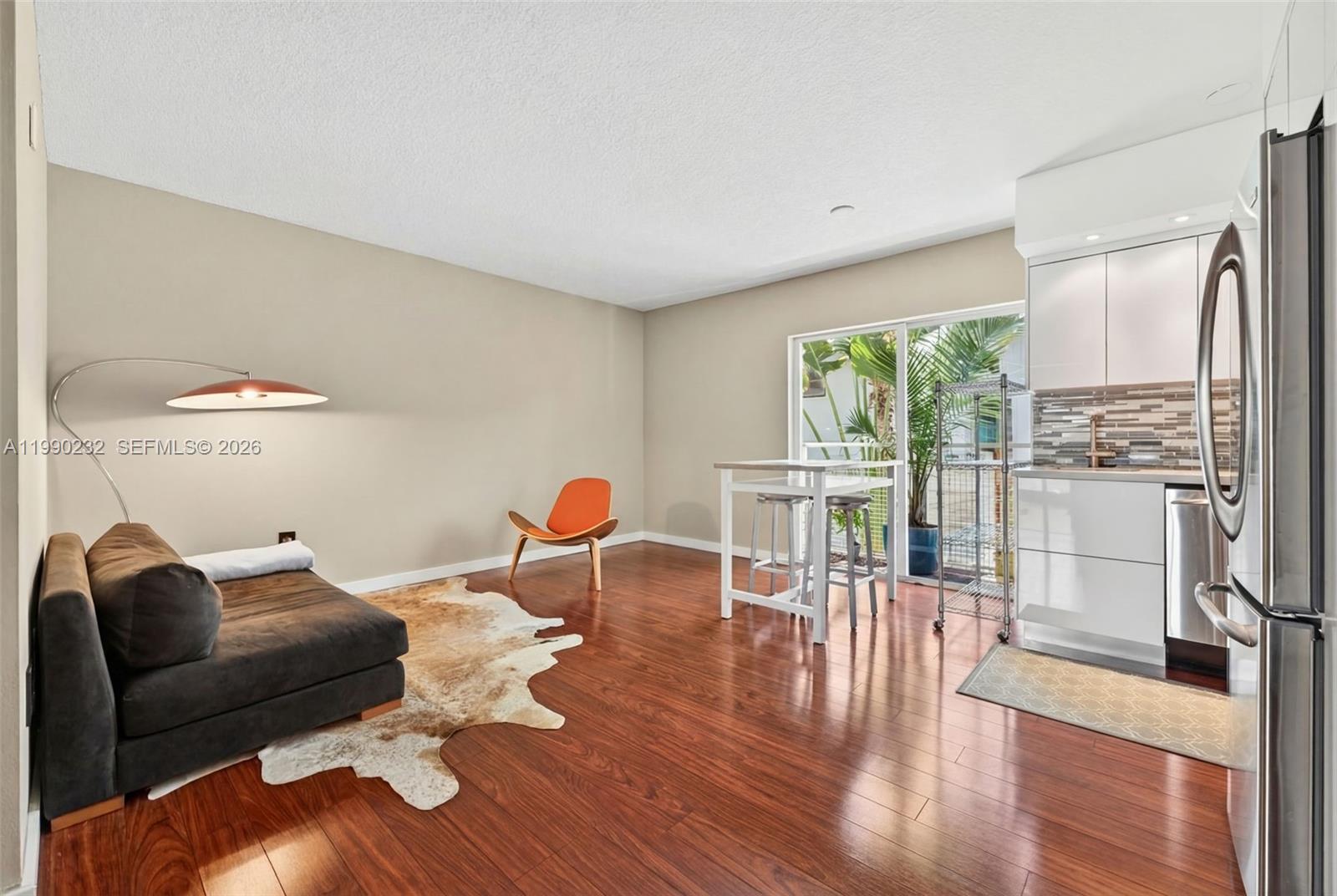 630 85th St #104 Miami Beach, FL 33141