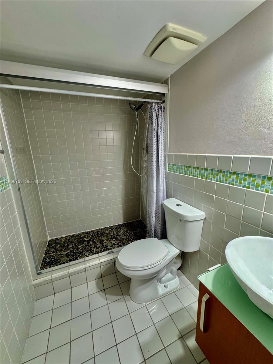 3610 SW 114th Ave #4-202 Miami, FL 33165