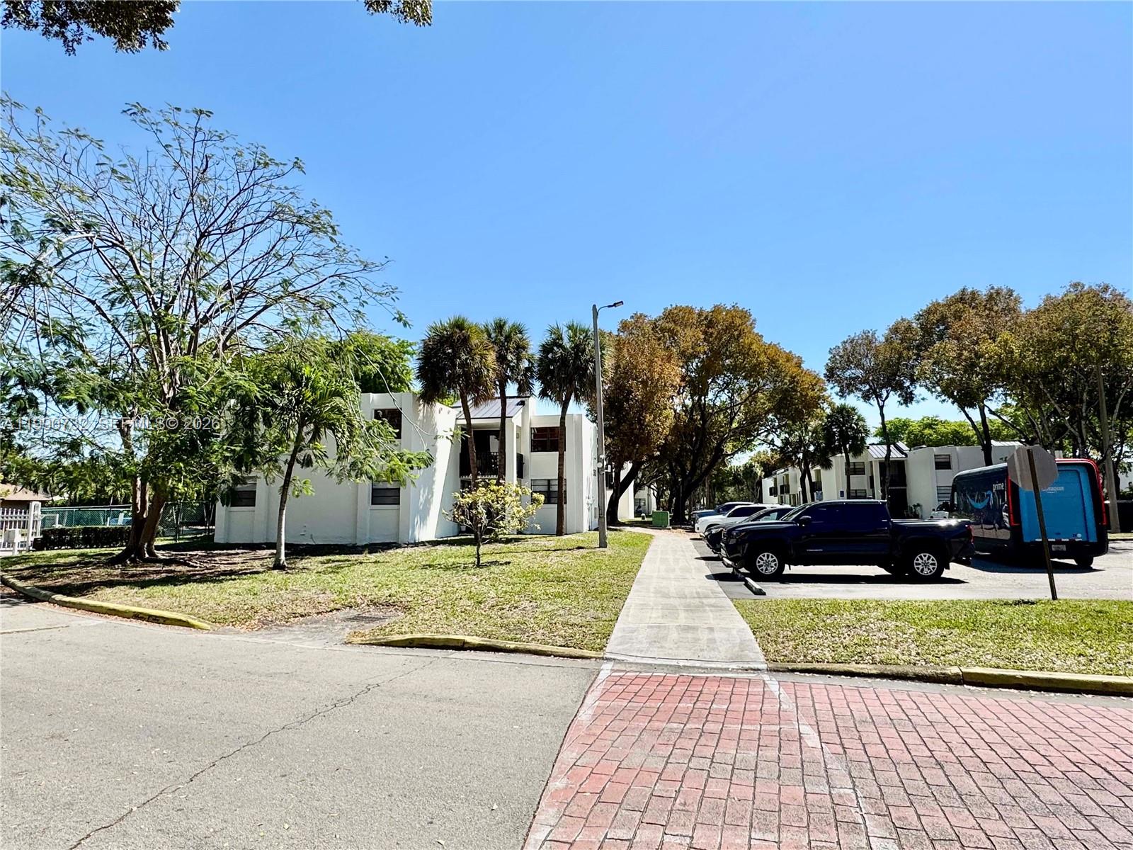 3610 SW 114th Ave #4-202 Miami, FL 33165