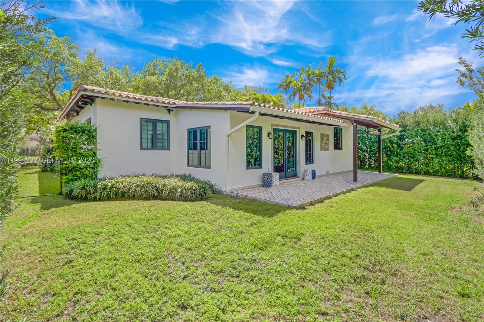 233 Velarde Ave Coral Gables, FL 33134