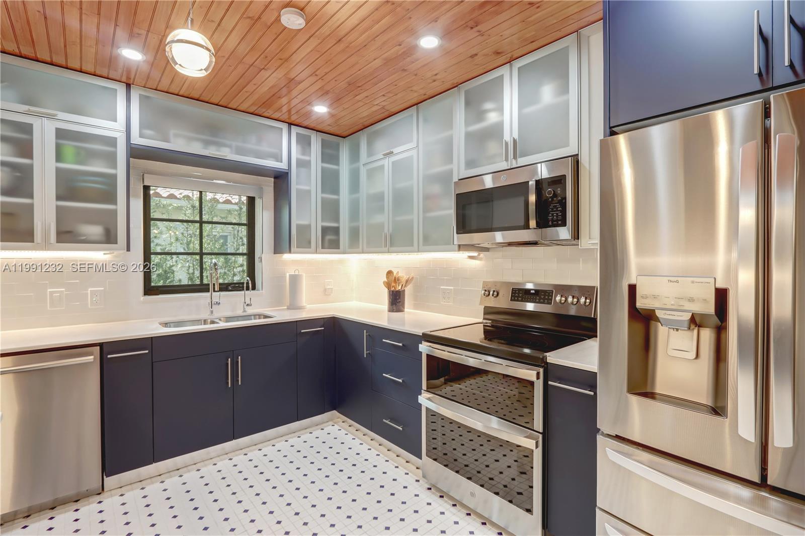 233 Velarde Ave Coral Gables, FL 33134