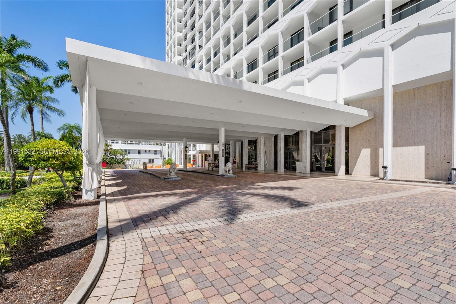 9801 Collins Ave #5R Bal Harbour, FL 33154