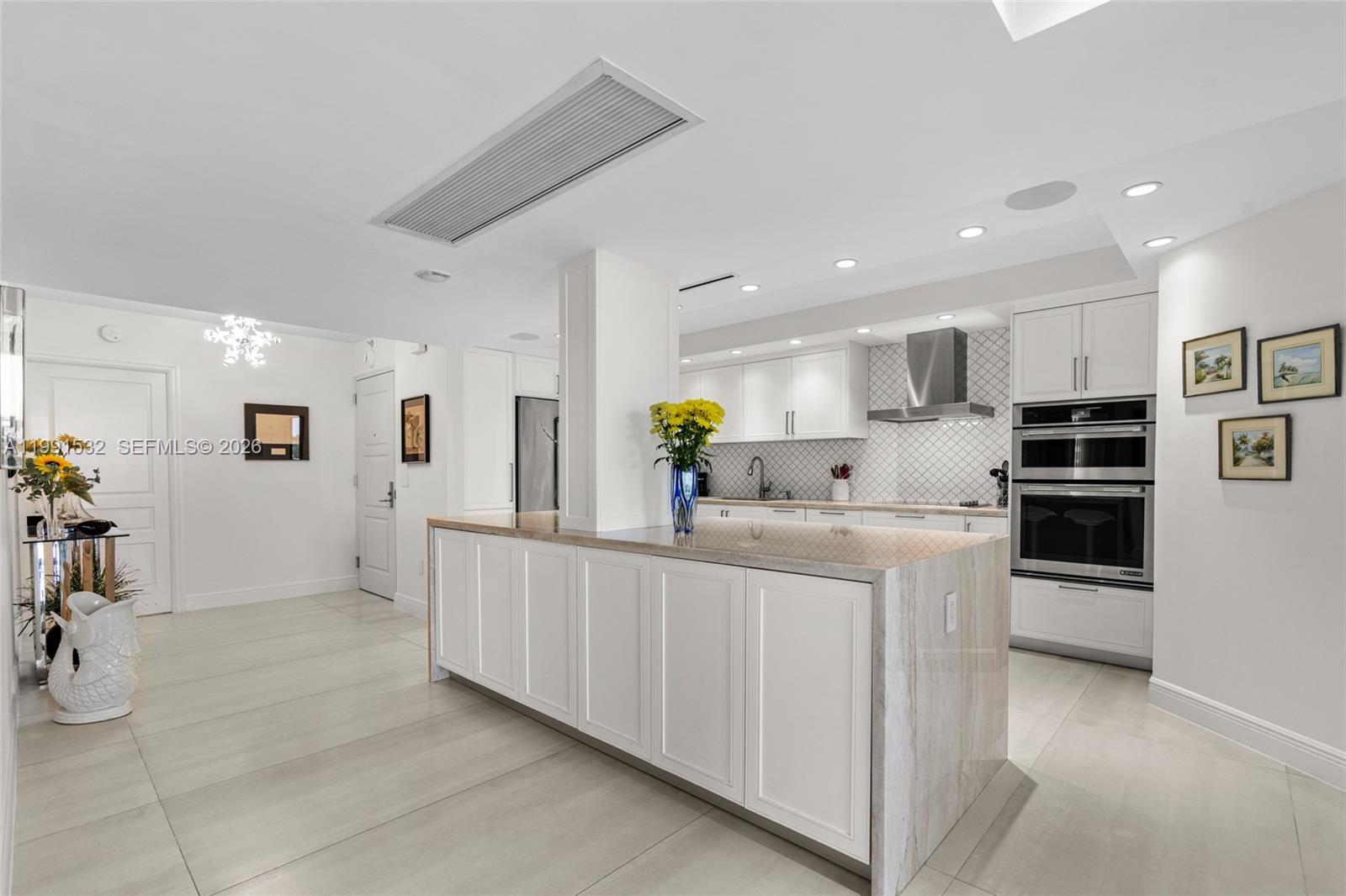 9801 Collins Ave #5R Bal Harbour, FL 33154