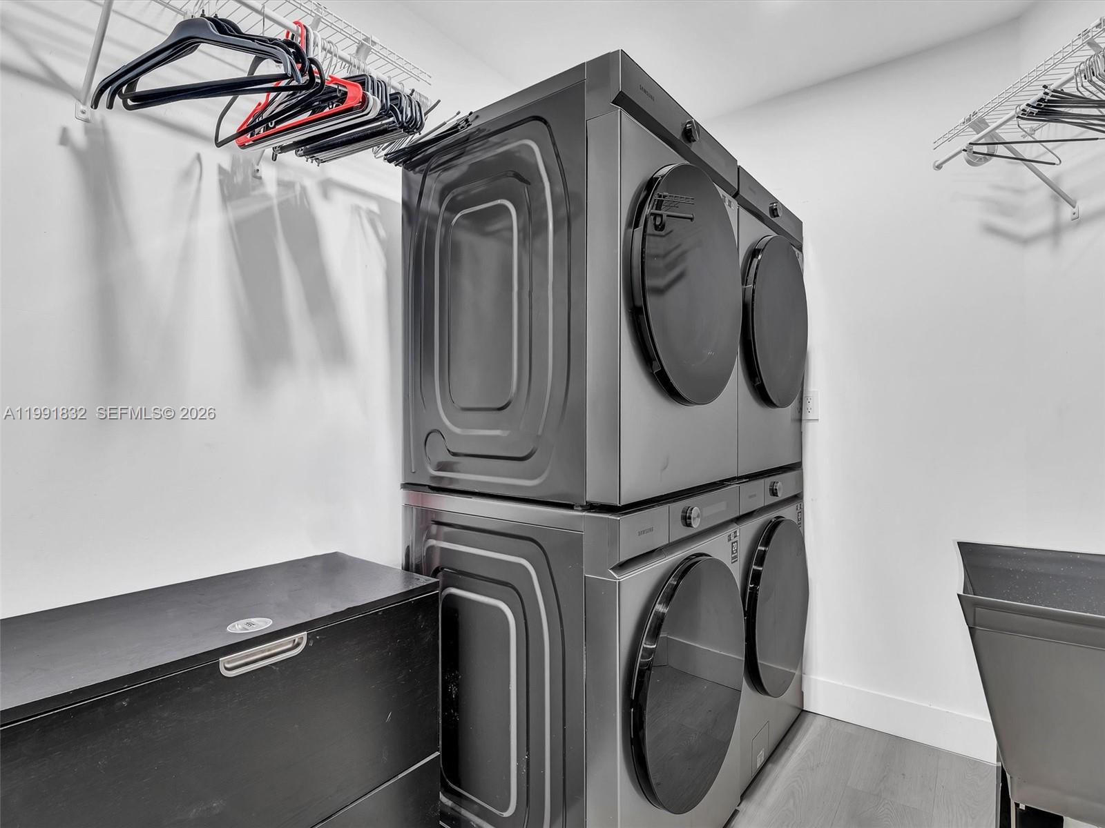 3010 Alton Rd Miami Beach, FL 33140