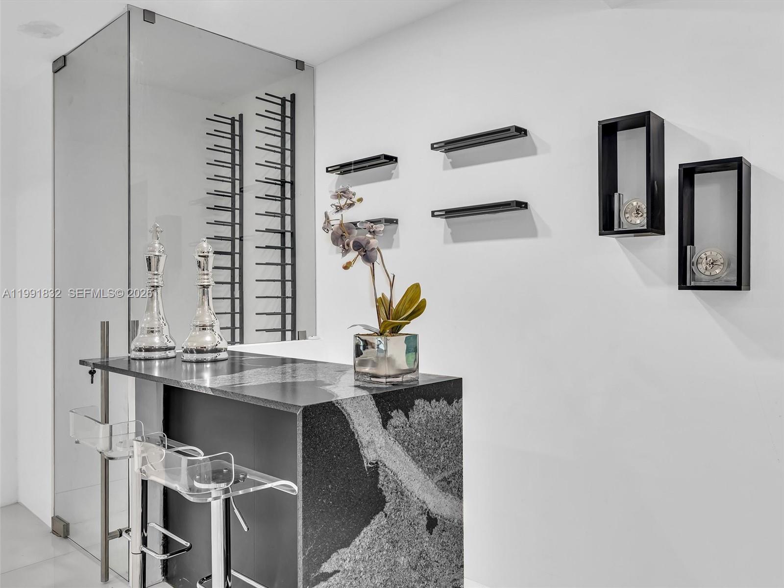 3010 Alton Rd Miami Beach, FL 33140