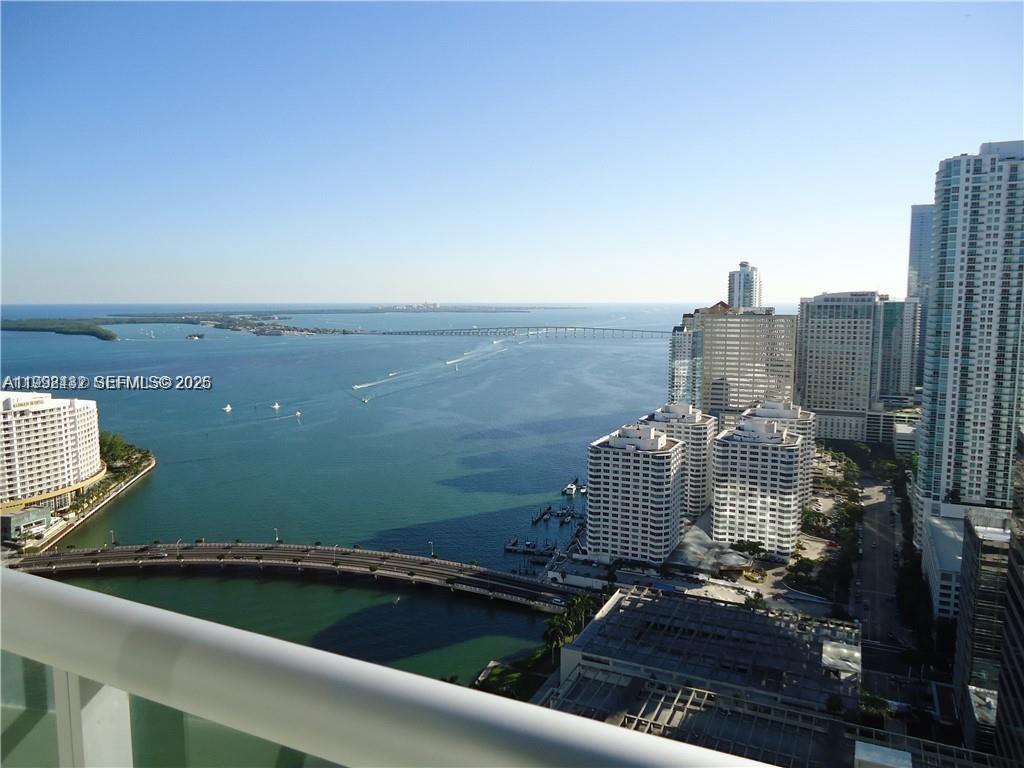 image Icon Brickell II1