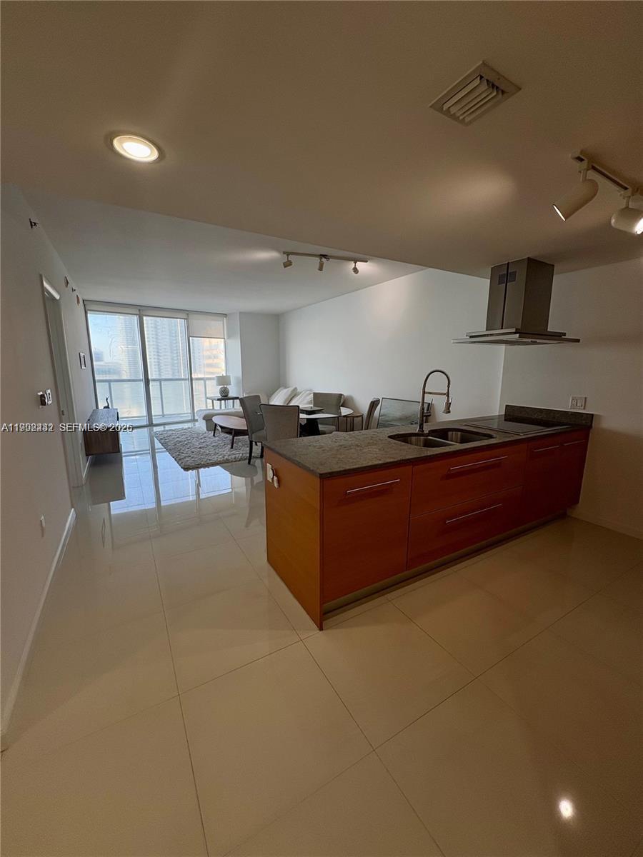 image Icon Brickell II2