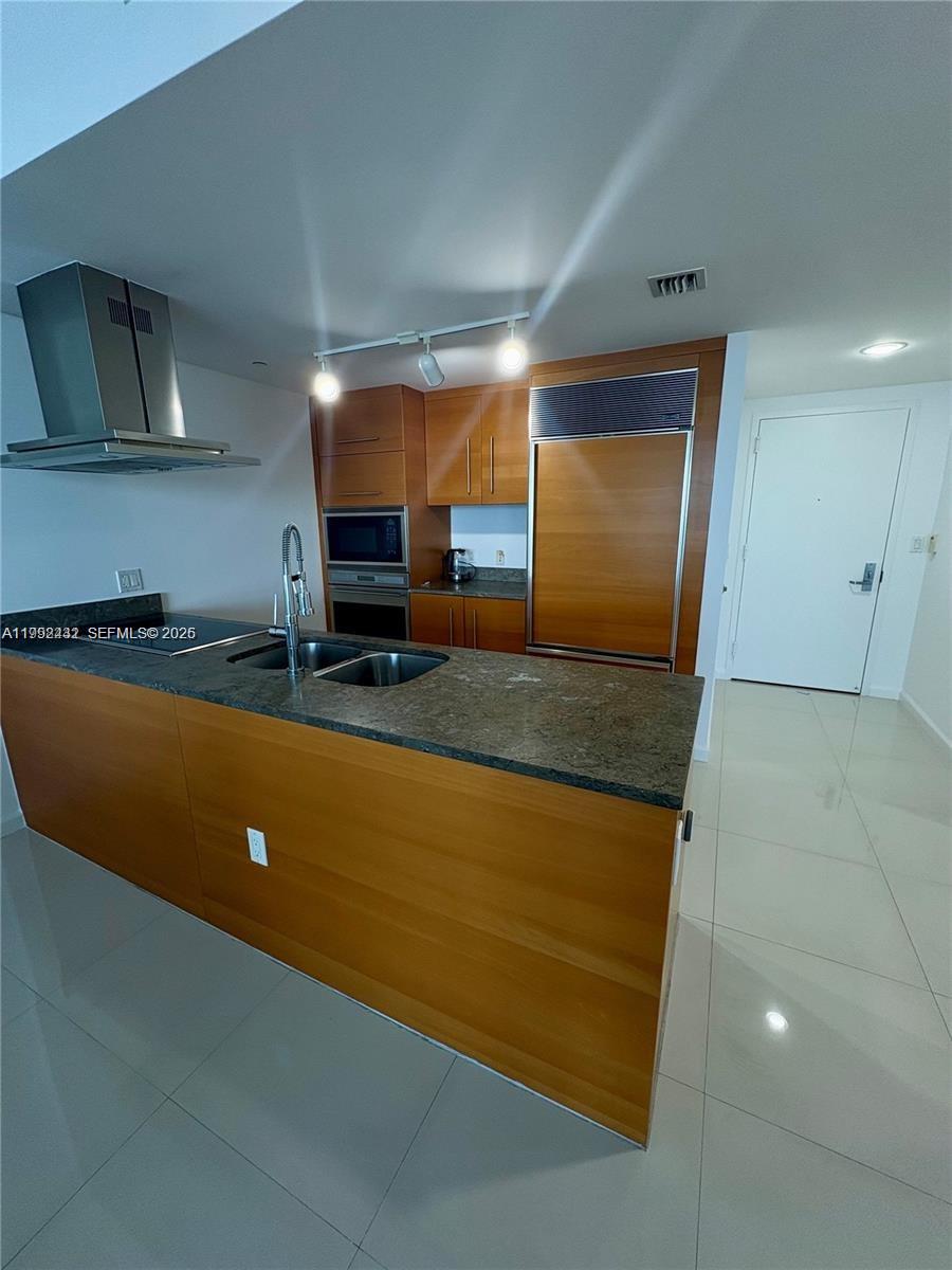 image Icon Brickell II3