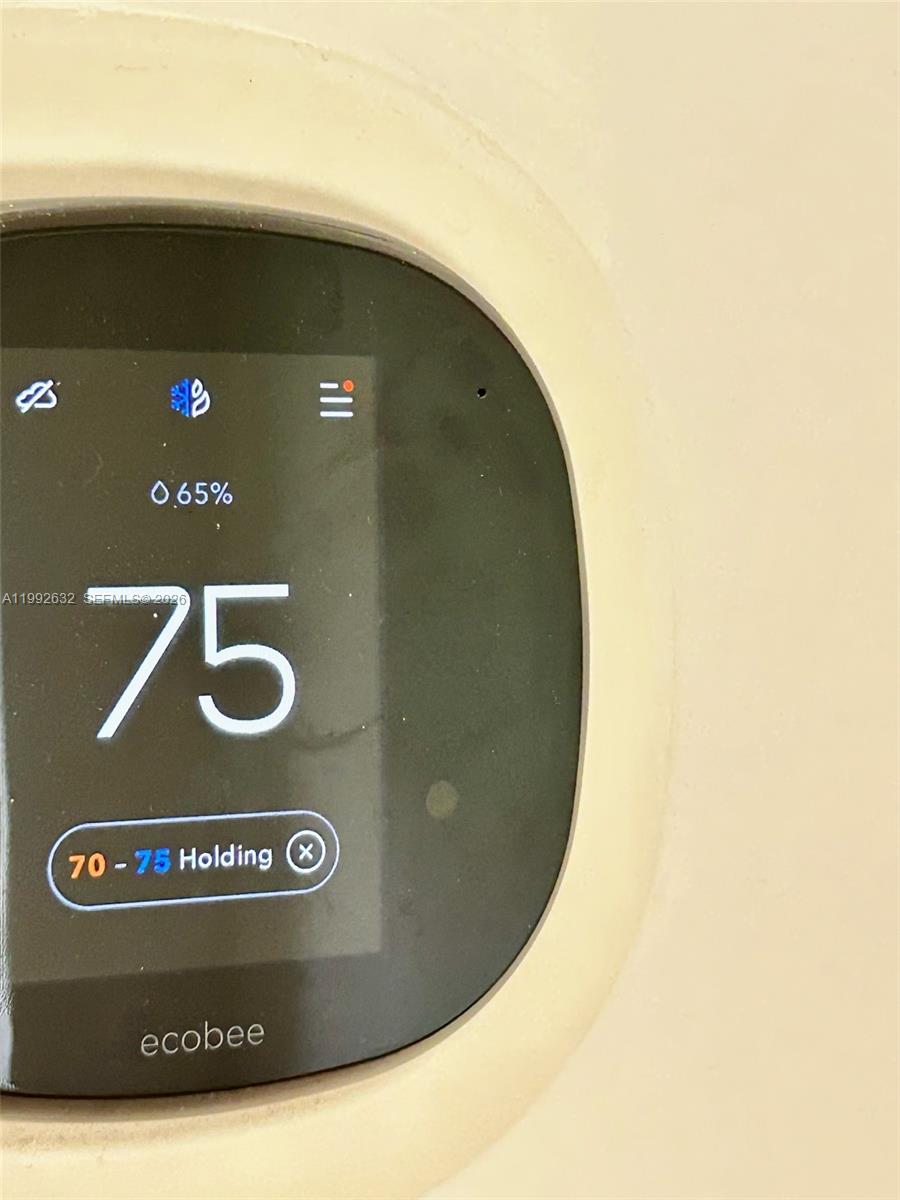 7451 NW 16th St #304 Plantation, FL 33313