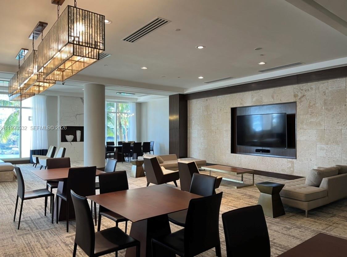 image Courts Brickell Key23