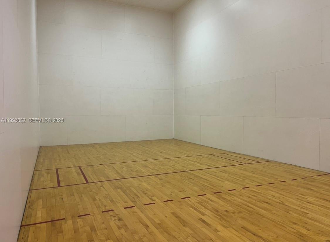 image Courts Brickell Key26