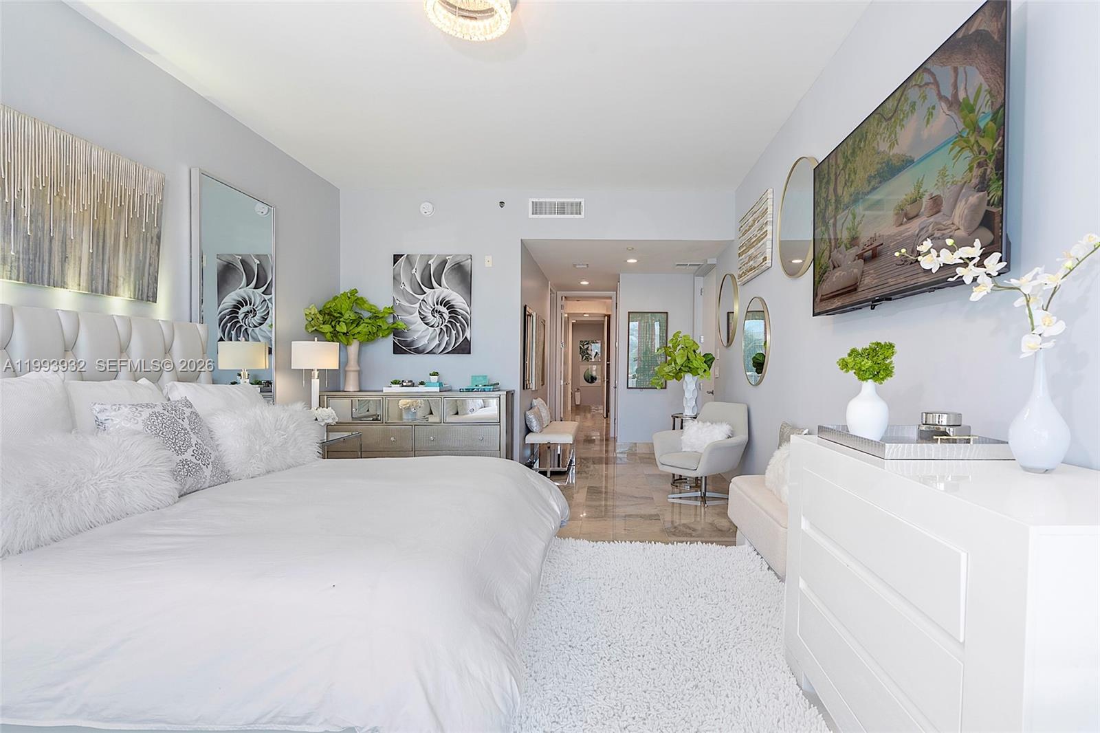 100 S Pointe Dr #506 Miami Beach, FL 33139