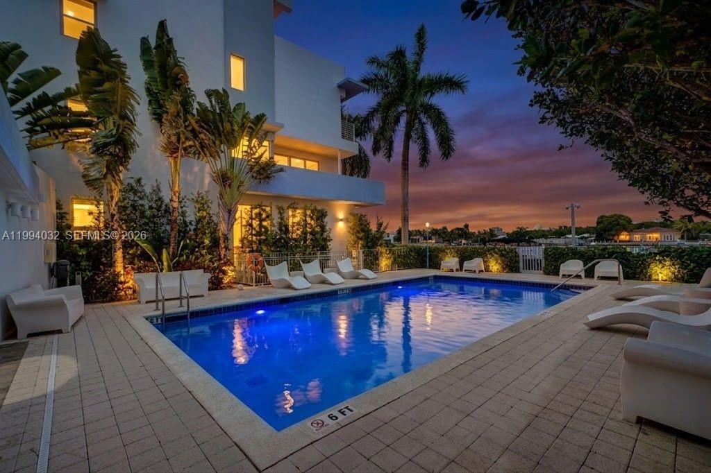 163 N Shore Dr #163-6 Miami Beach, FL 33141