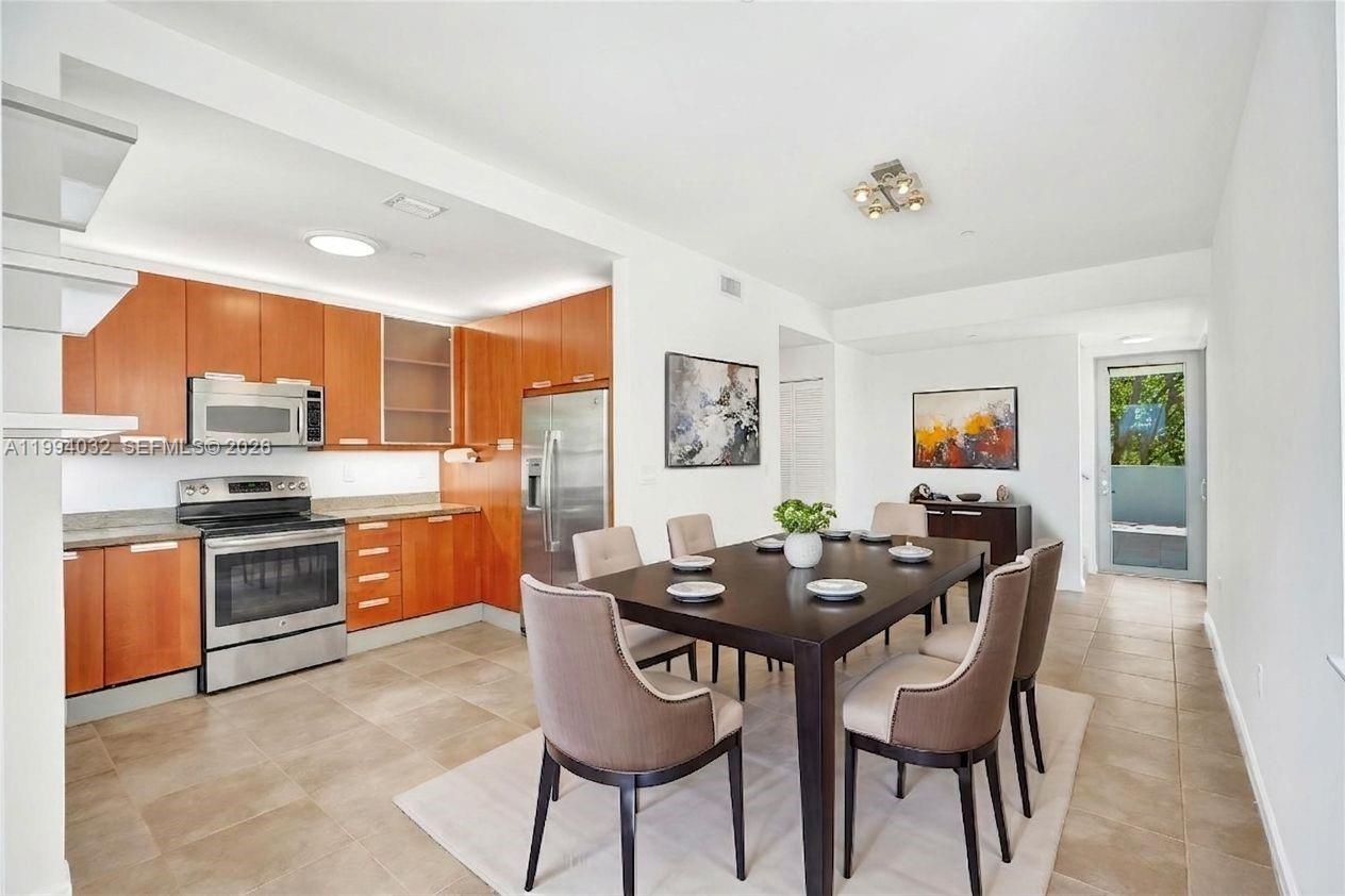 163 N Shore Dr #163-6 Miami Beach, FL 33141