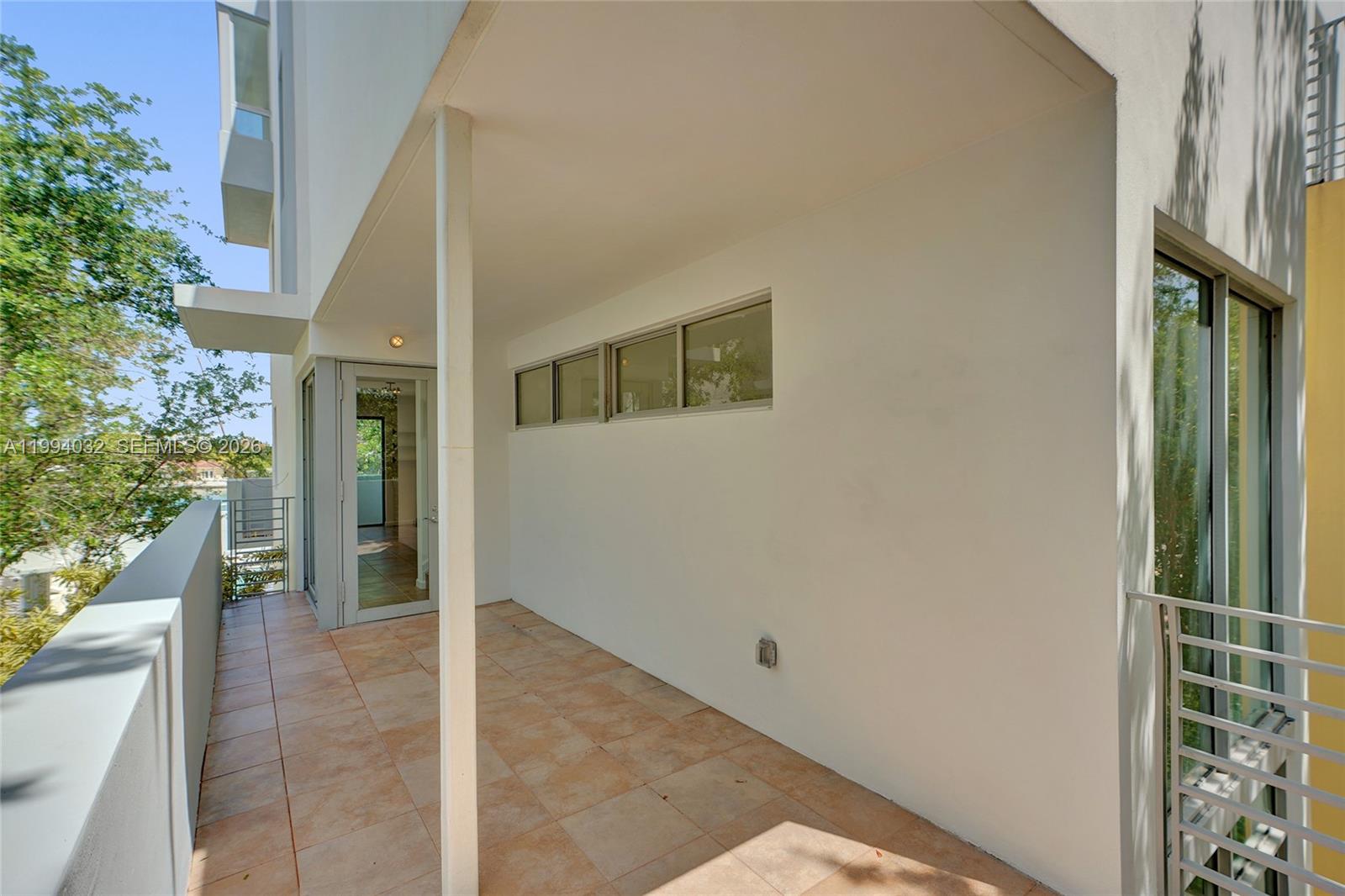 163 N Shore Dr #163-6 Miami Beach, FL 33141