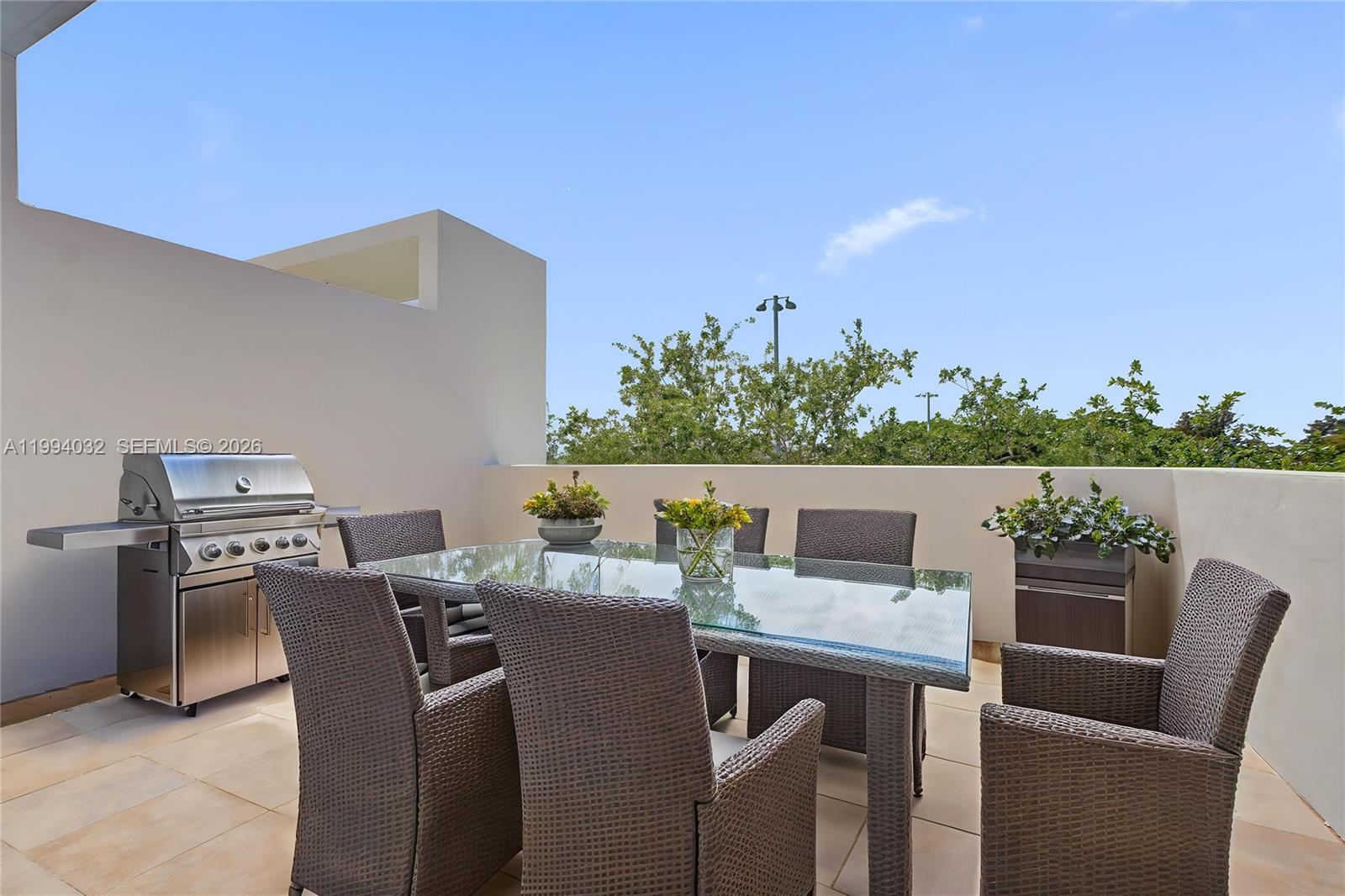 163 N Shore Dr #163-6 Miami Beach, FL 33141