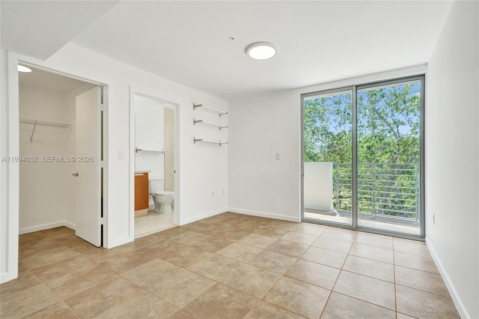 163 N Shore Dr #163-6 Miami Beach, FL 33141
