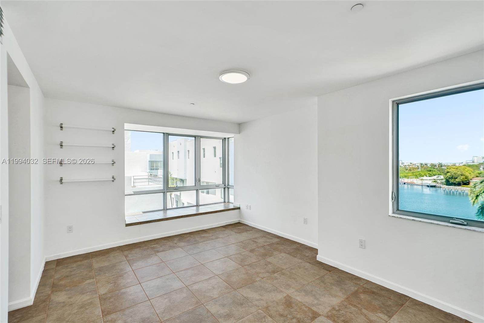 163 N Shore Dr #163-6 Miami Beach, FL 33141