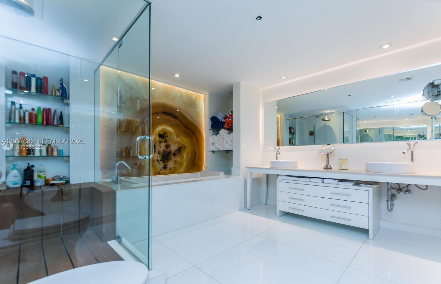 image Icon Brickell I11