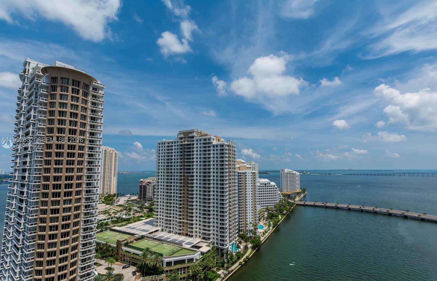 image Icon Brickell I14