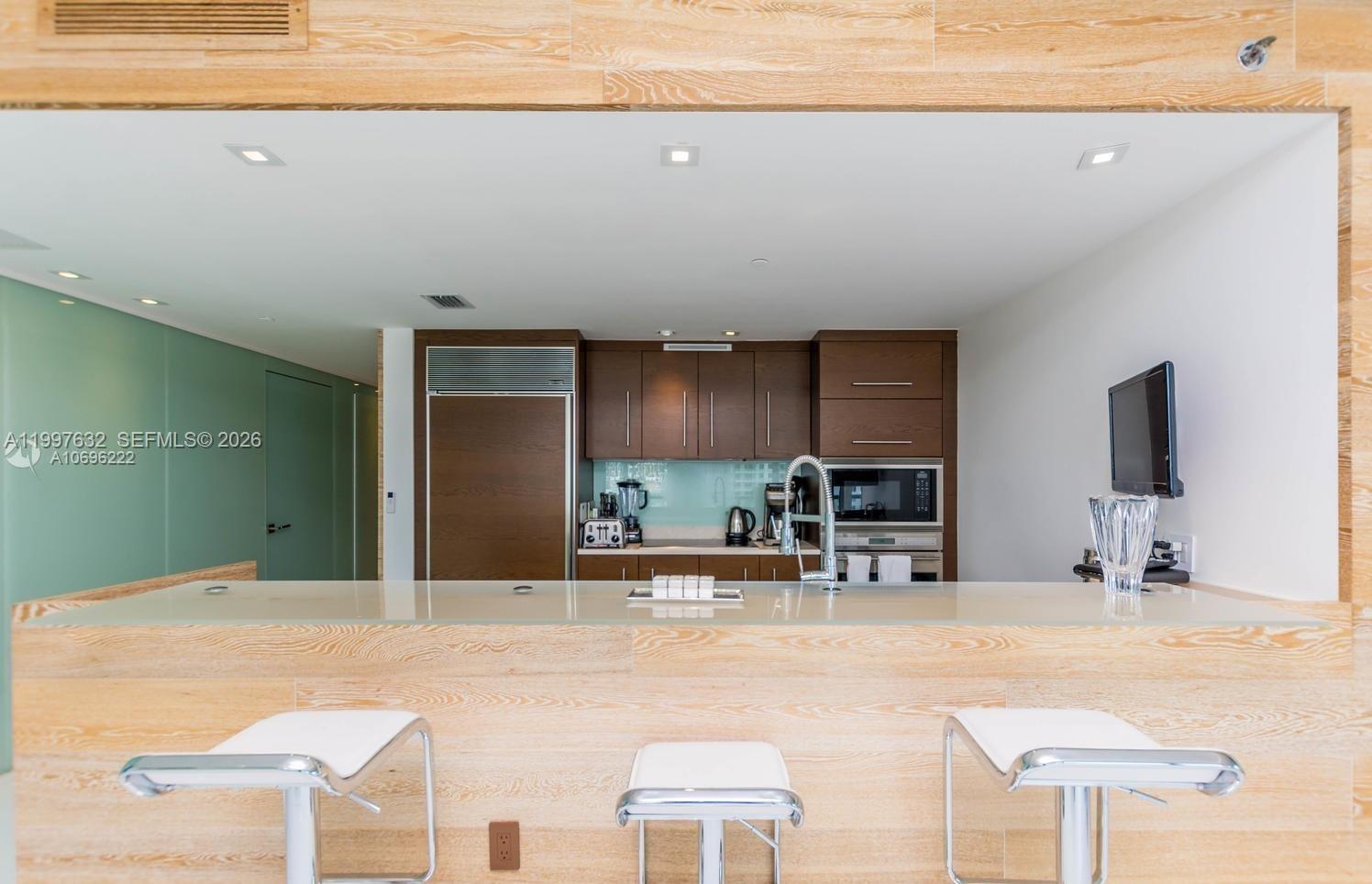 image Icon Brickell I6