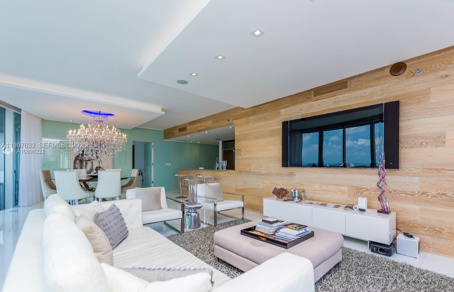 image Icon Brickell I7